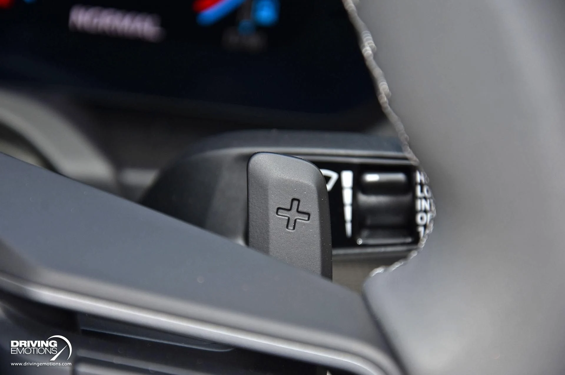 mph086_399329474_898_p87_l_32060e9b4e