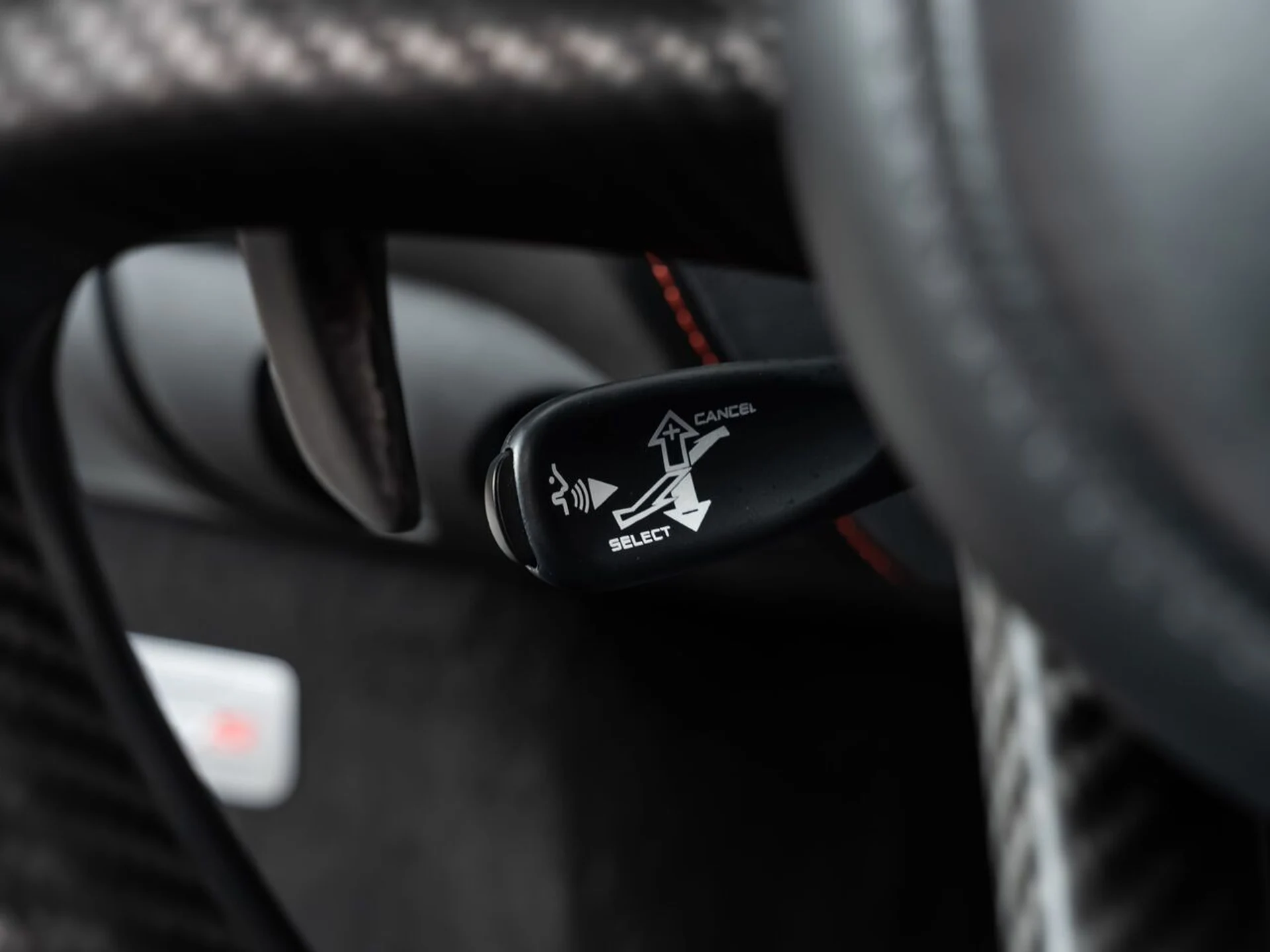 mph086_4067928857_mclaren_720s_2019_0c36a08b16
