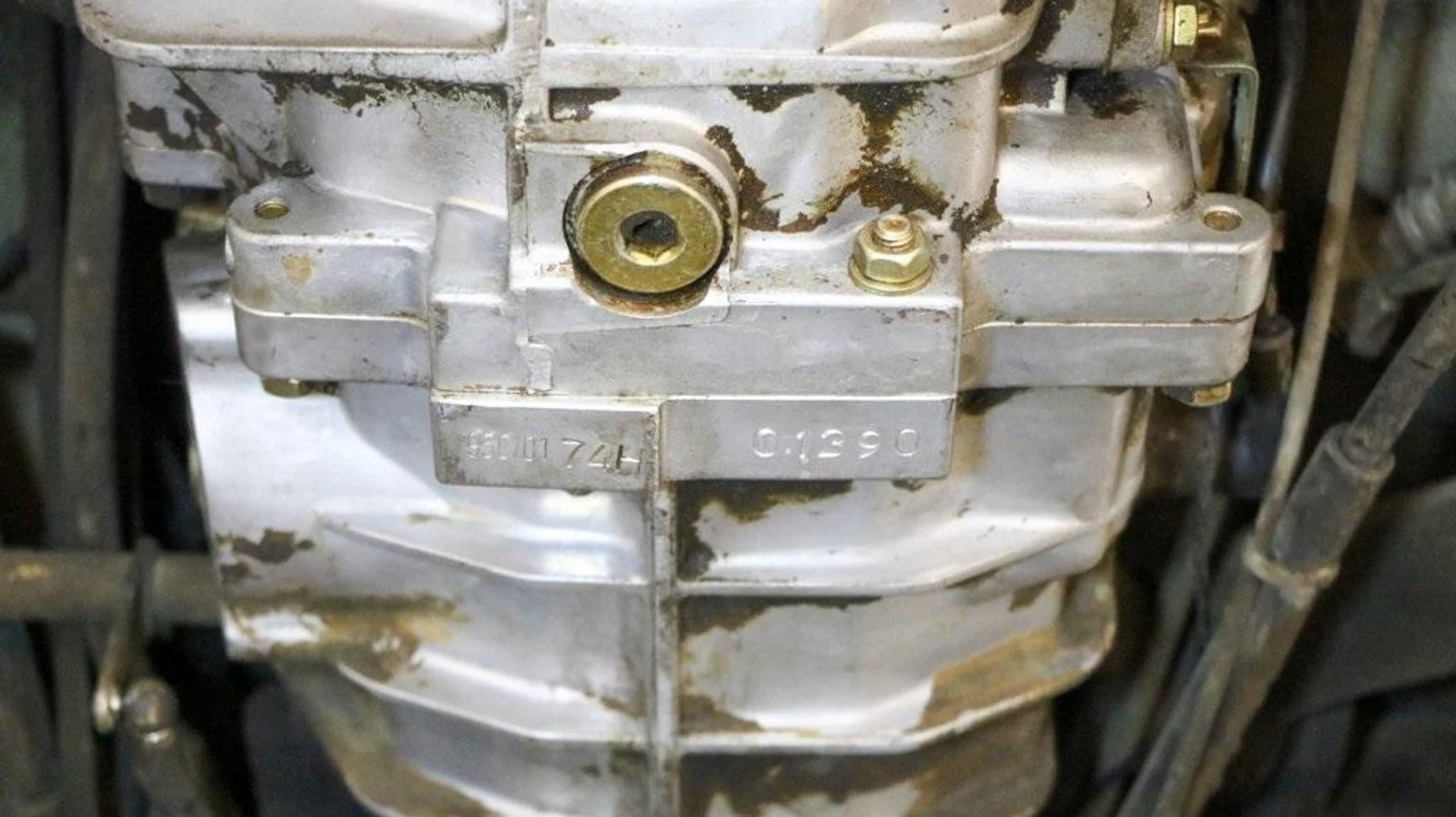 mph086_4190383751_MB_6_Hjn2_8me_E0_F0z_Qt_C_R1k_G9_E_142e2e7017