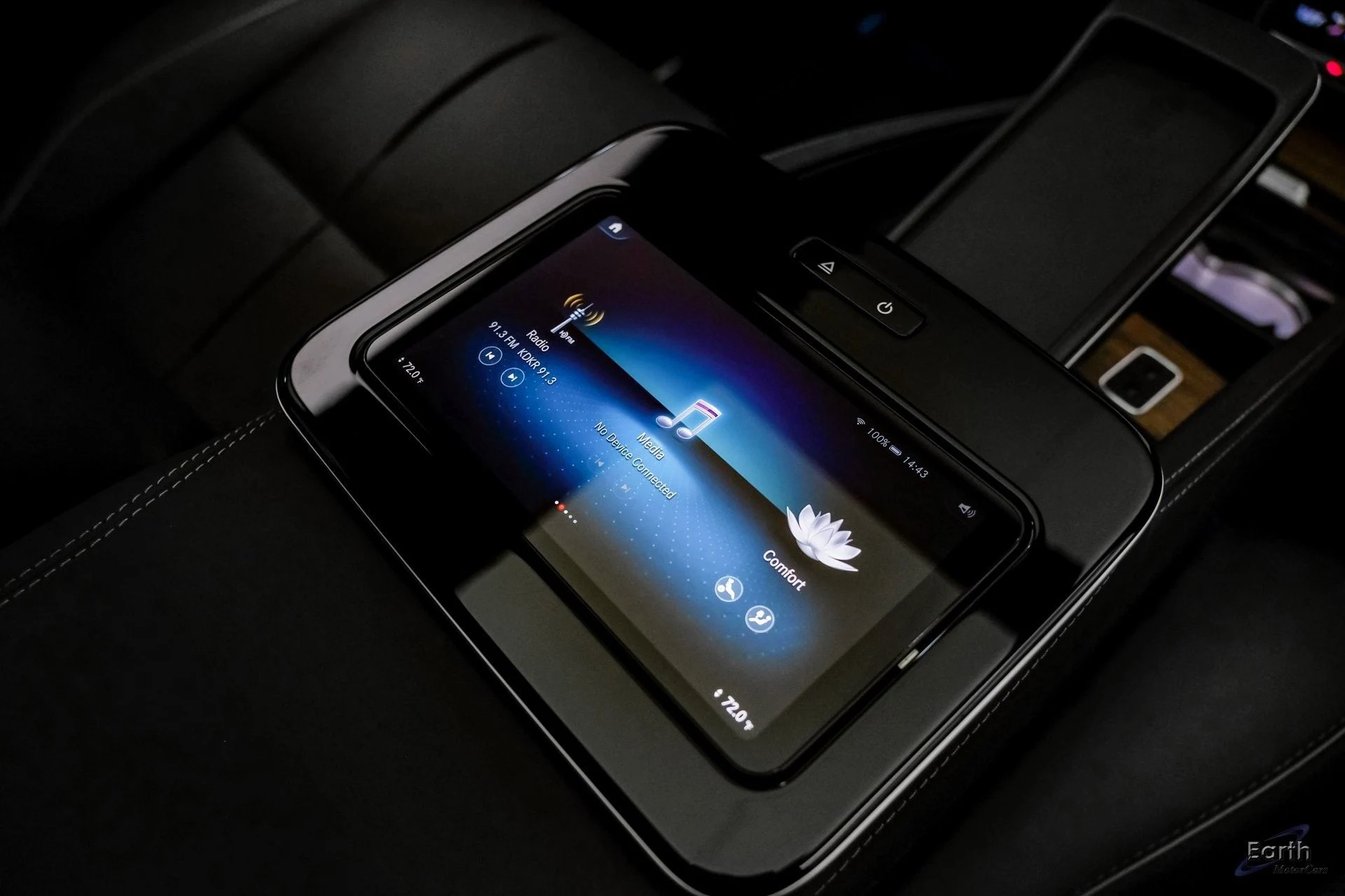 mph086_4284372113_78d8f5b4cbaeb1d699749a520e60c1c5x_644f850a8c