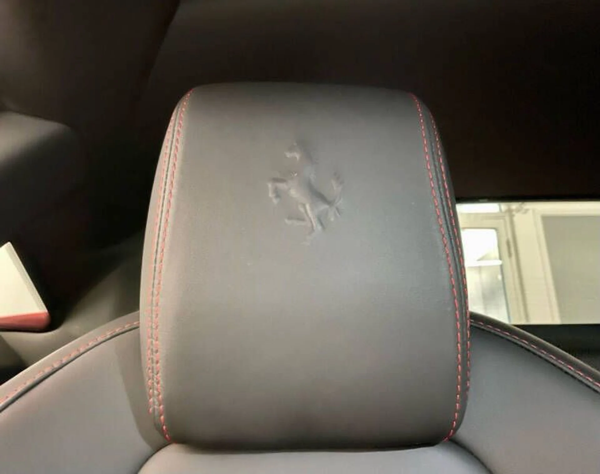 mph086_55250488_2012_ferrari_458_italia_base_2dr_coupe_f38cd151e8