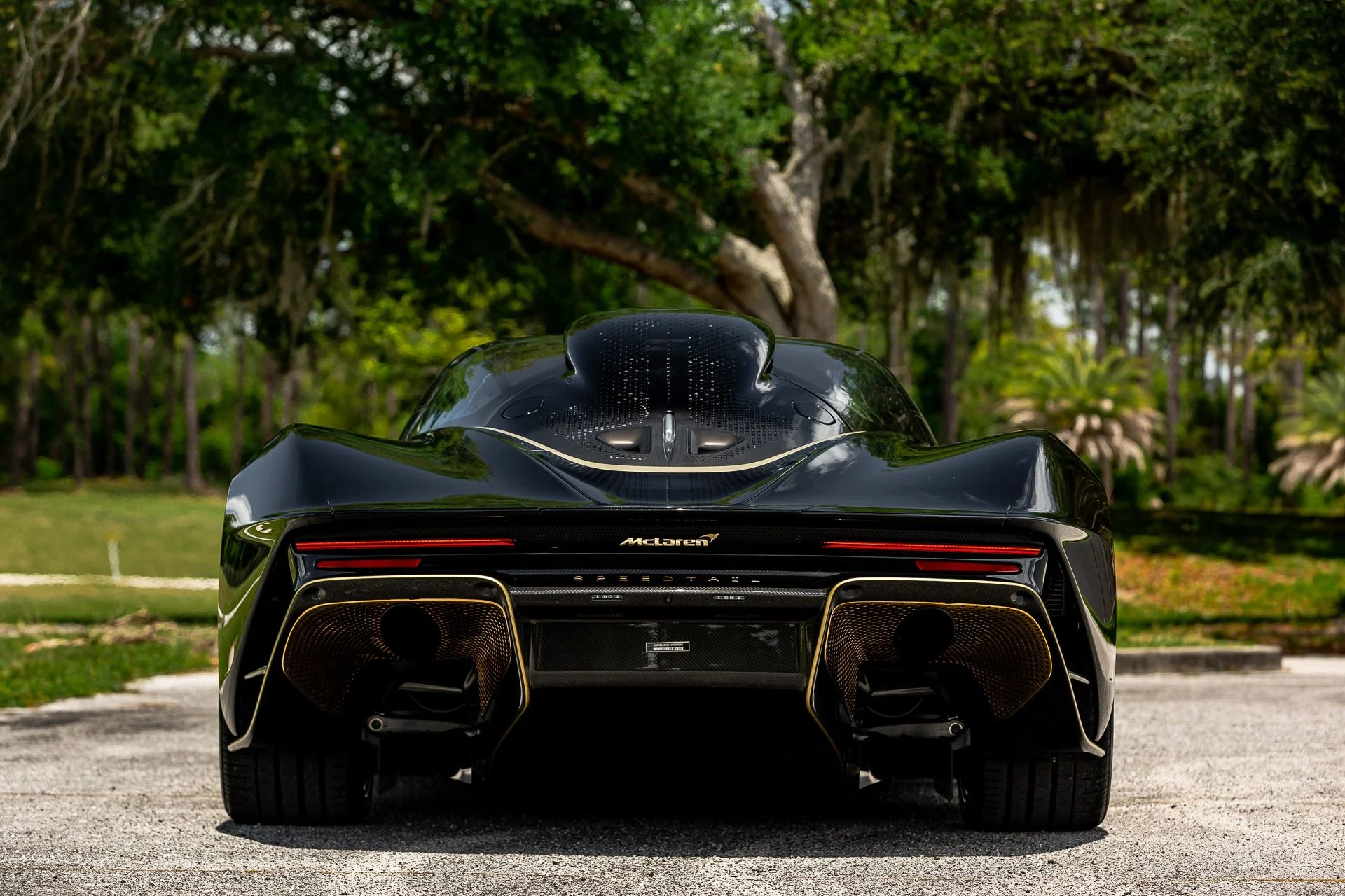 mph086_559187706_Used_2020_Mc_Laren_Speedtail_XP_10_Bespoke_535444cca7