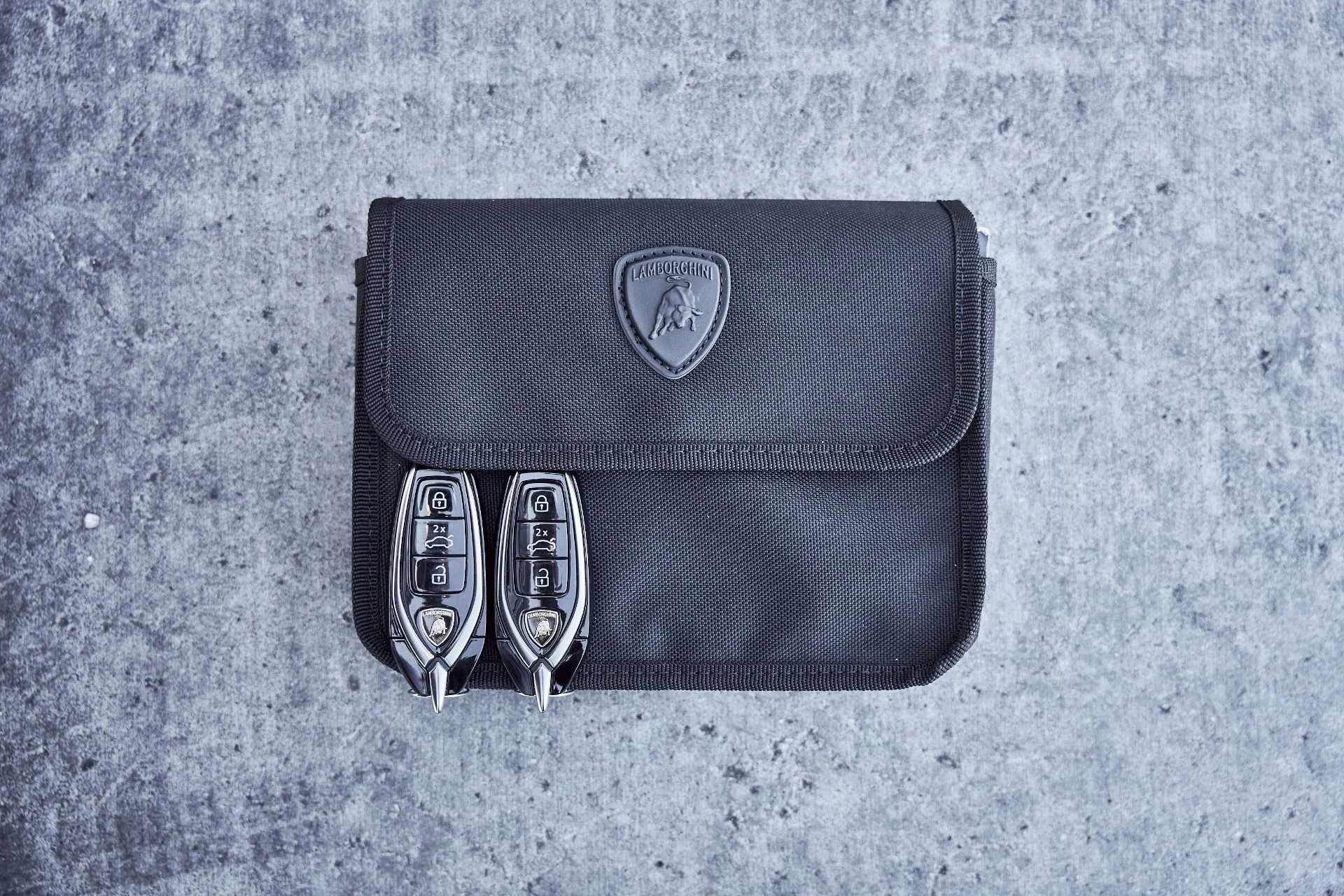 mph086_761138946_Used_2024_Lamborghini_Urus_S_1775866823_f531c4a7e2