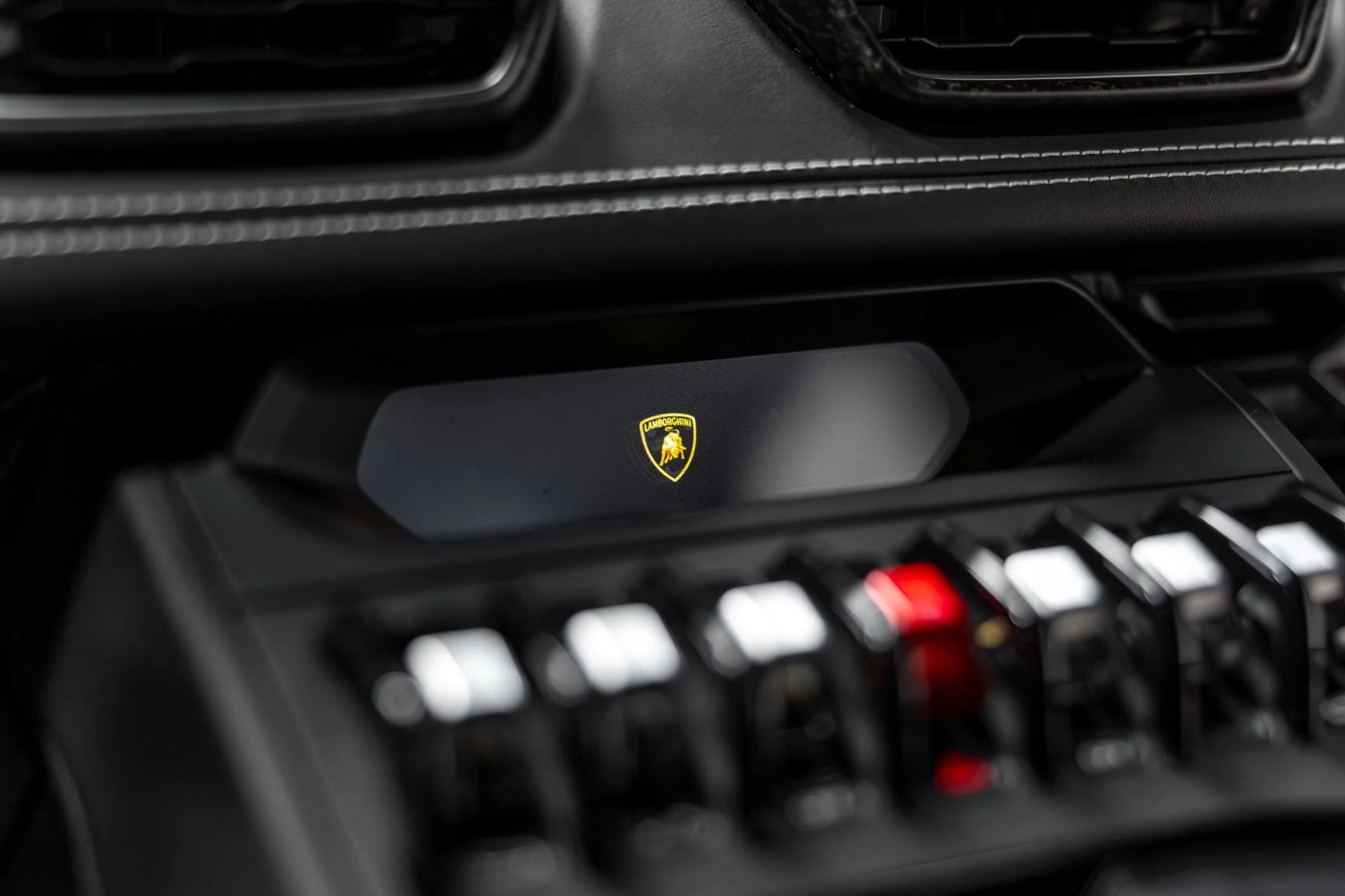 mph086_861615852_Used_2017_Lamborghini_Huracan_1765410503_528fab7e5e