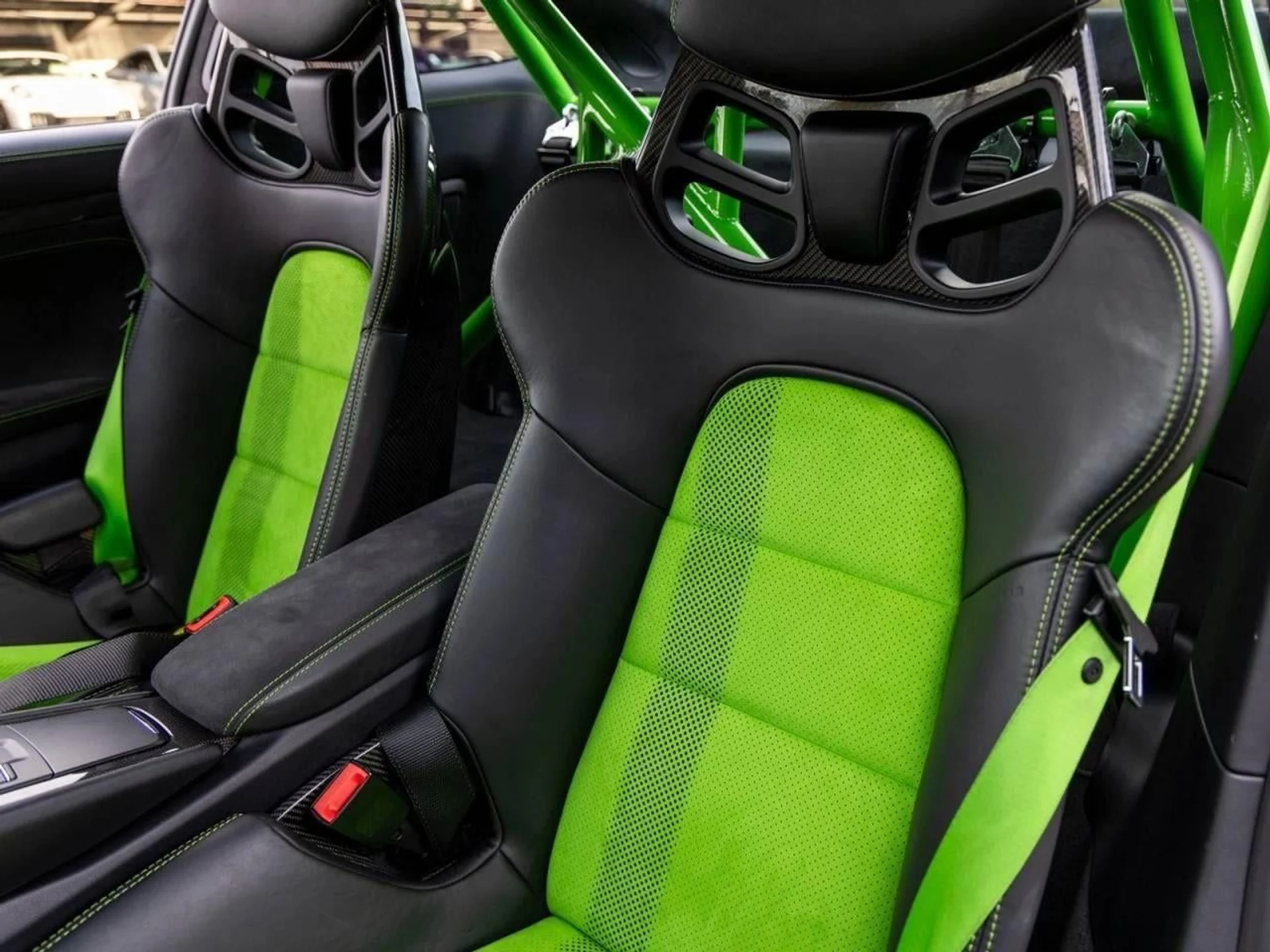 mph087_1048256305_88_38314b6403