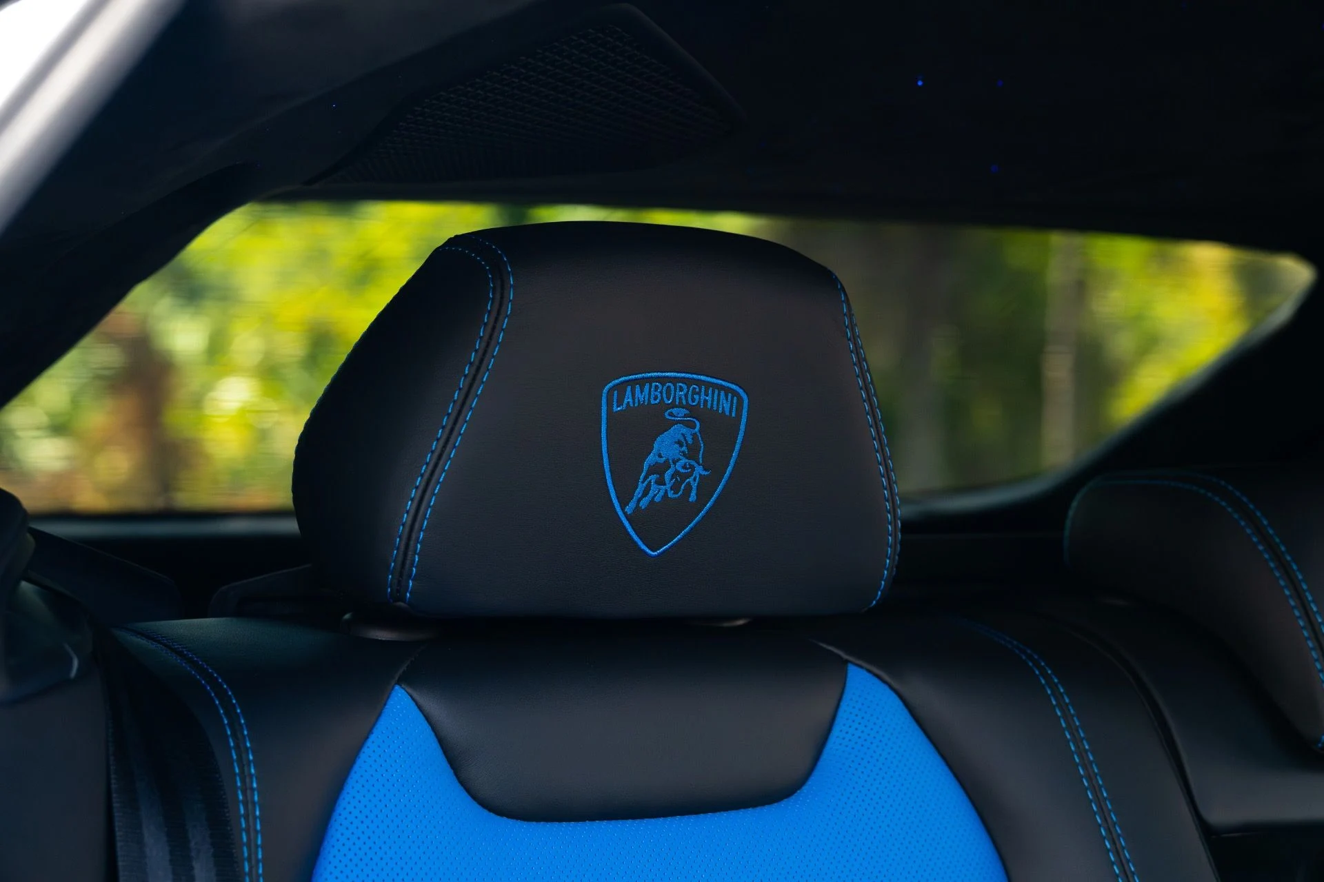 mph087_10542778_Used_2019_Lamborghini_Urus_1781242066_ac90eb3ed0
