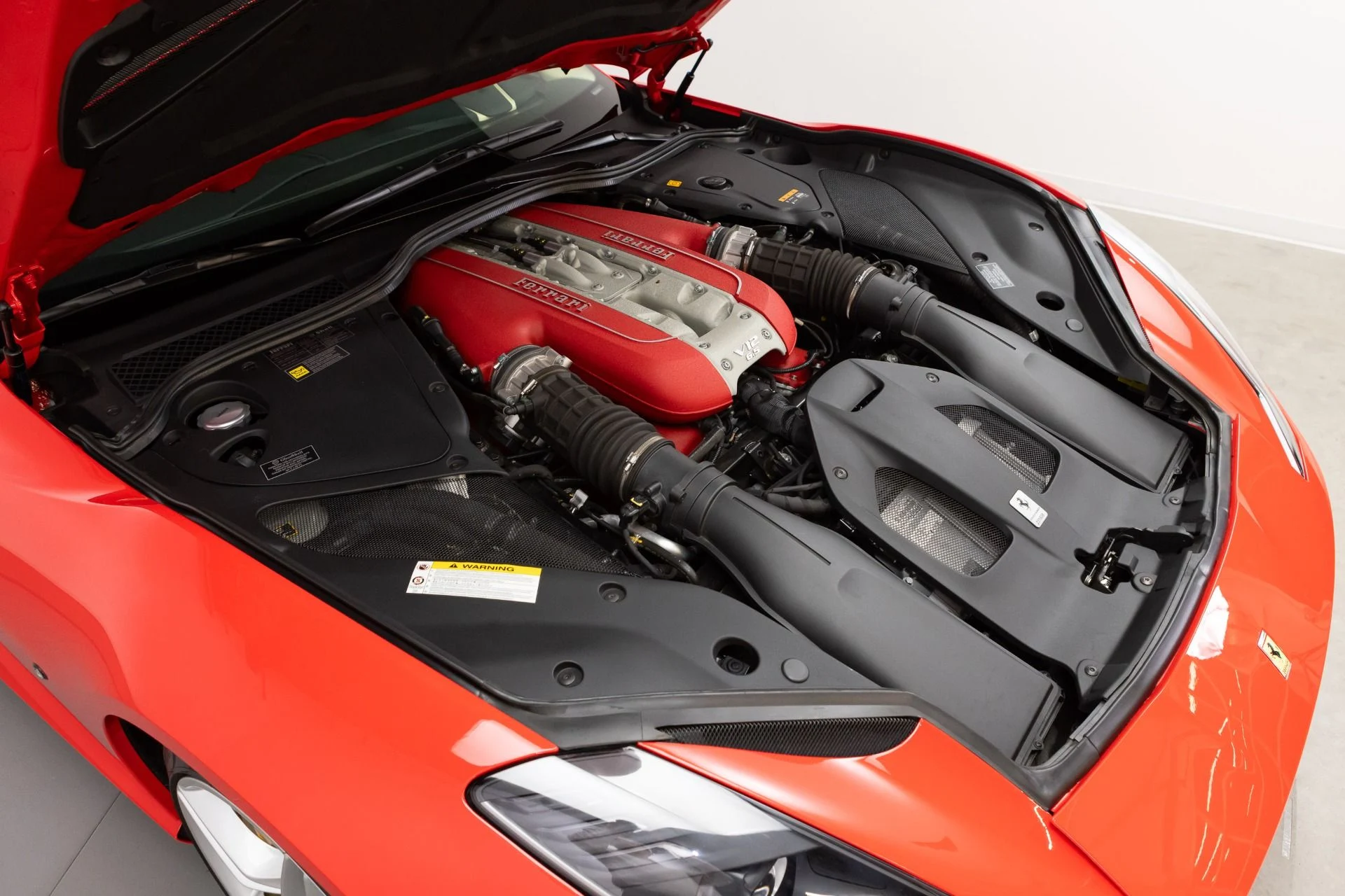 mph087_115200784_Used_2018_Ferrari_812_Superfast_1775055143_17389a5d18