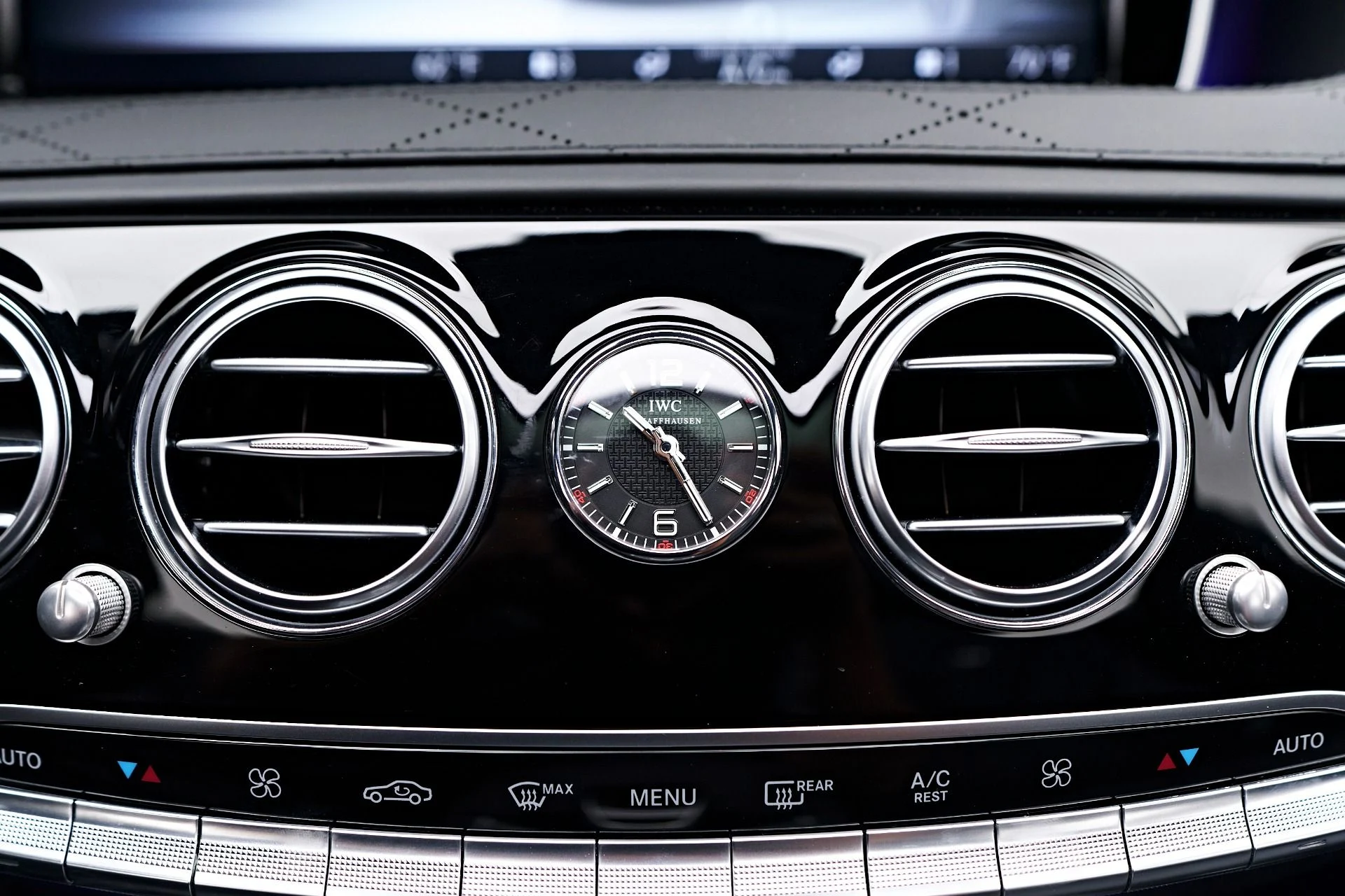 mph087_1158327525_Used_2016_Mercedes_Benz_S_Class_Maybach_S_600_1758850513_34f3fe3031