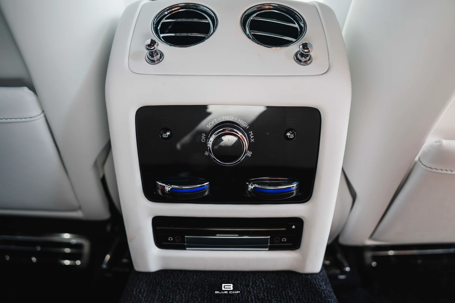 mph087_1173261081_688b816a46130b9593123d38_DSC_09603_9bd2a10e86