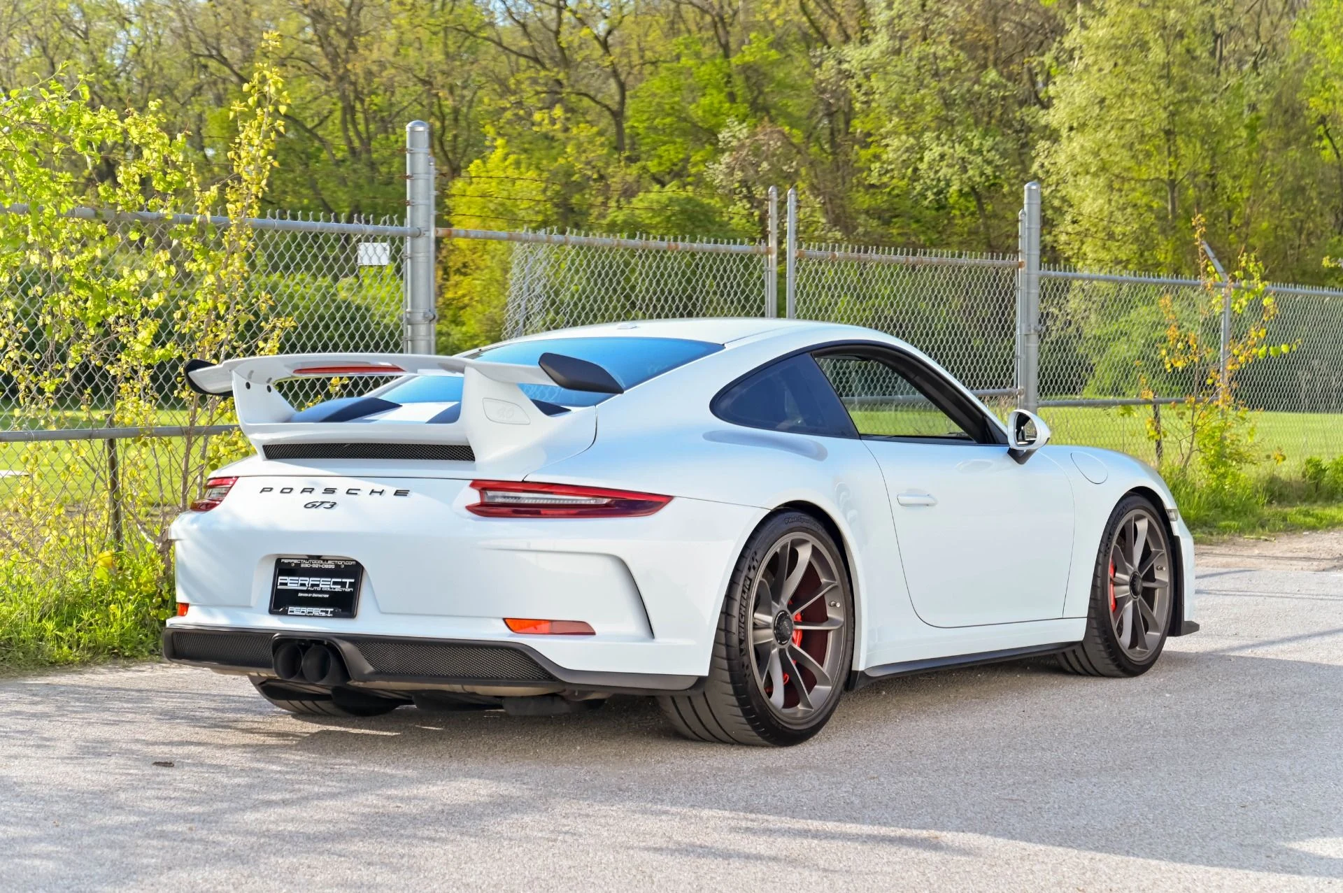 mph087_1313192372_Used_2018_Porsche_911_GT_3_1778195447_f7acc4f2aa