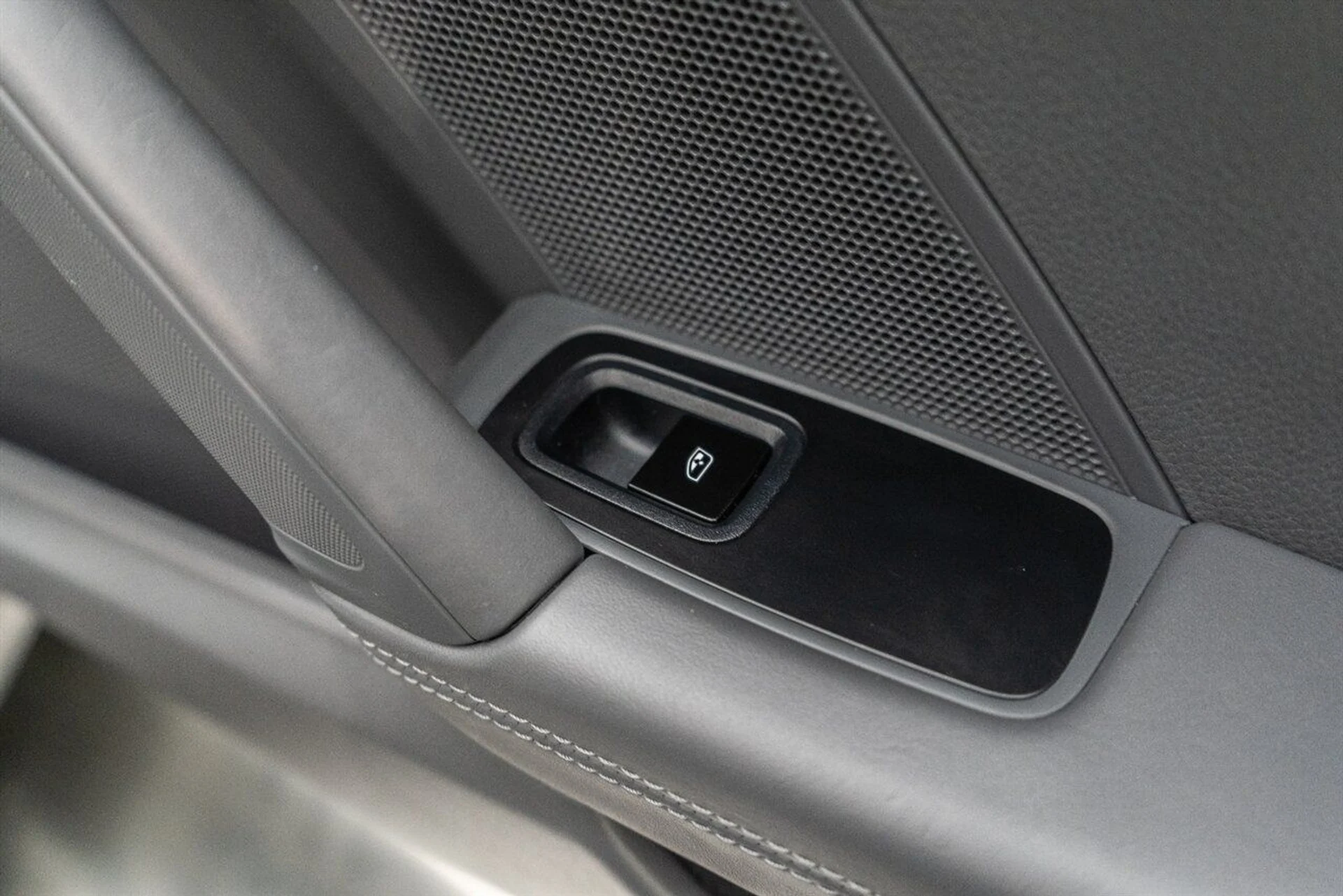 mph087_1351841851_a336788b22_1280_0557999d7b