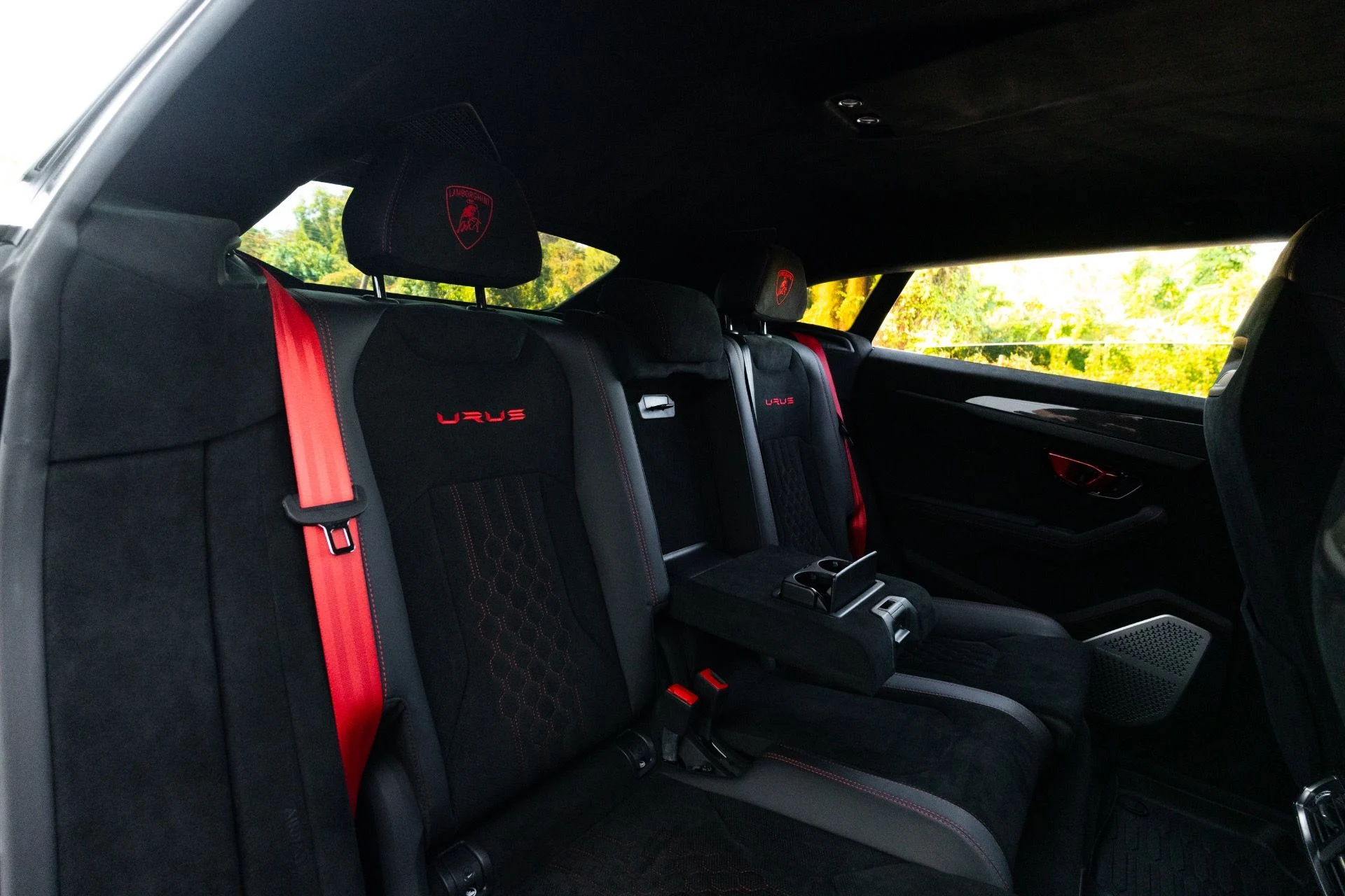 mph087_151283136_Used_2024_Lamborghini_Urus_Performante_1770940170_2cd0b3aa29