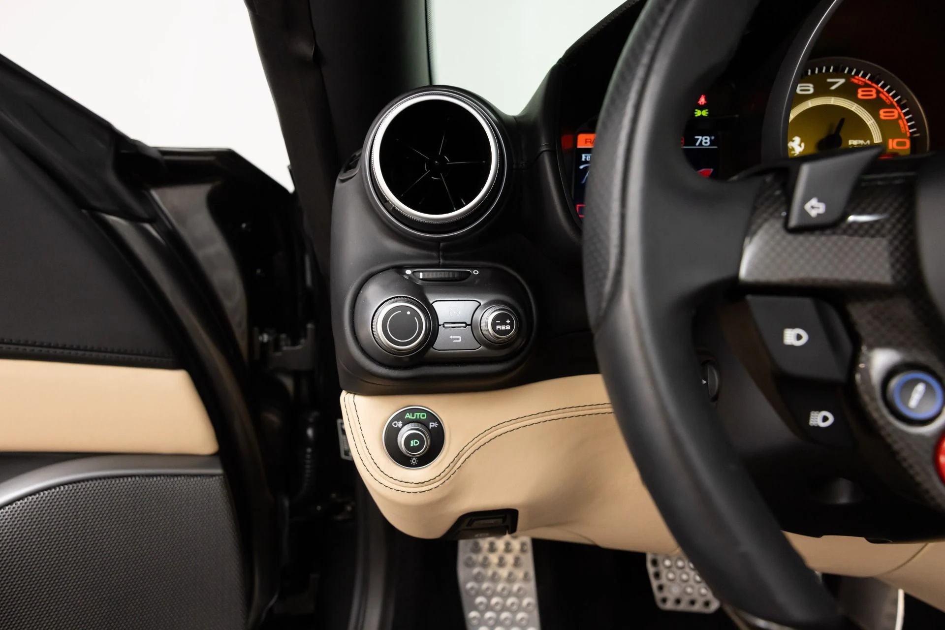 mph087_1672744657_Used_2023_Ferrari_Portofino_M_1784746768_6bffa3fd34