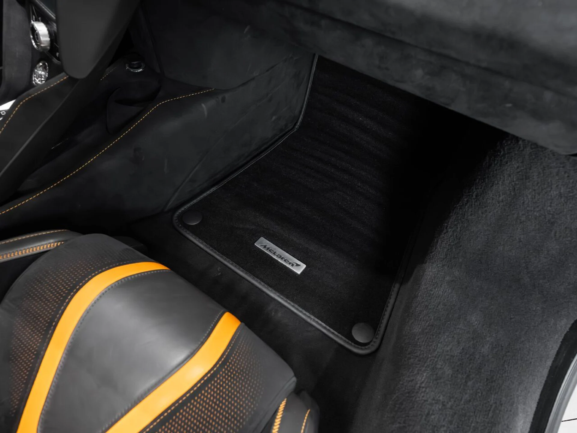 mph087_1869255967_mclaren_720s_2018_88aa5c3e98