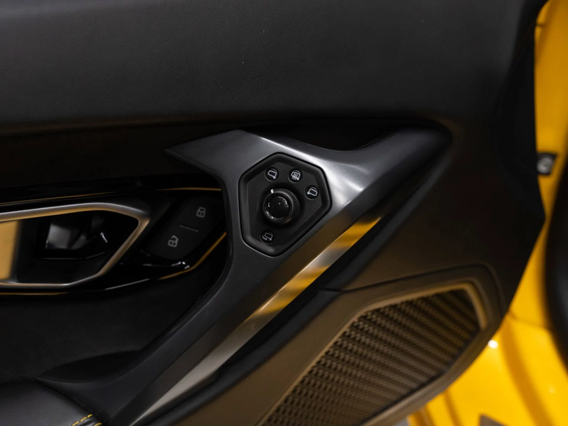mph087_1887601368_lamborghini_huracan_2017_2921ba9e63