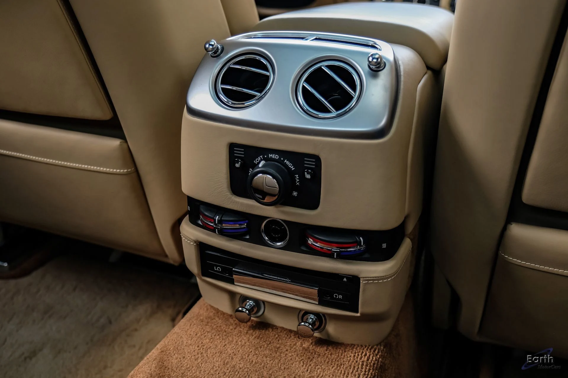 mph087_2223966498_01a337bd6996106c1a35f9053286d90bx_10698af53f