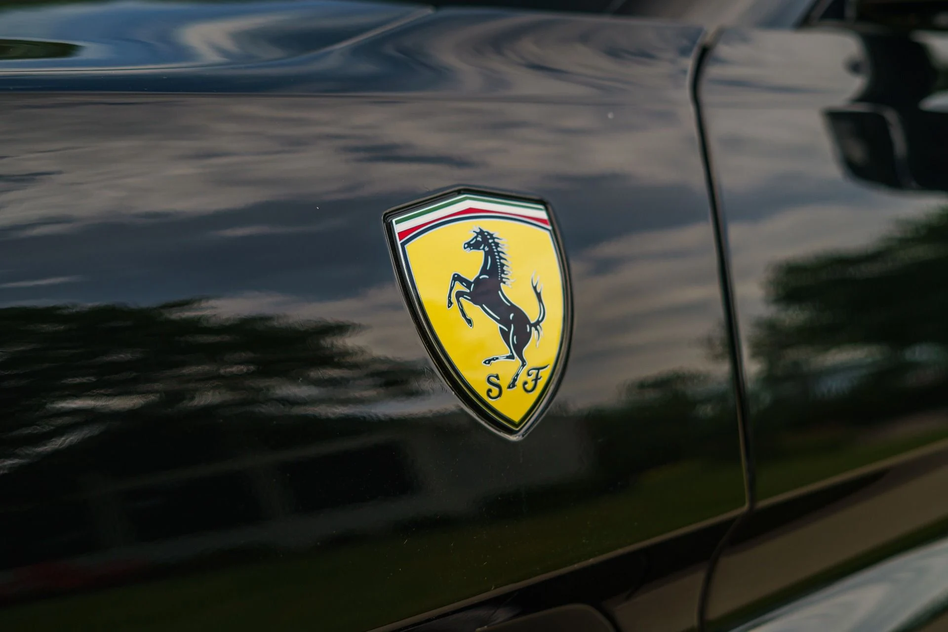 mph087_22267246_Used_2019_Ferrari_Portofino_1783726040_2f84565051