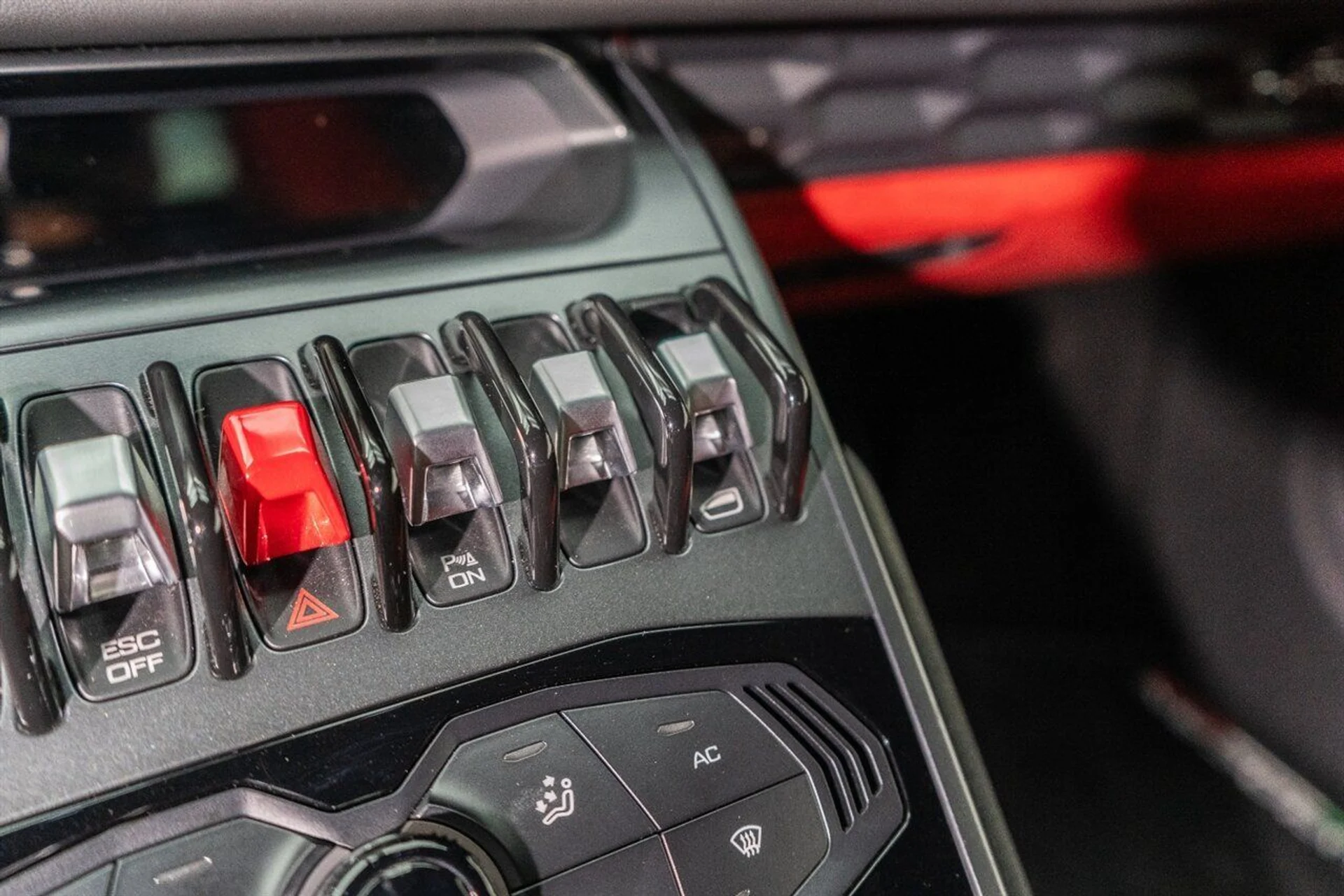 mph087_2435749668_ec387bf7b1_1280_0cca8e7eac