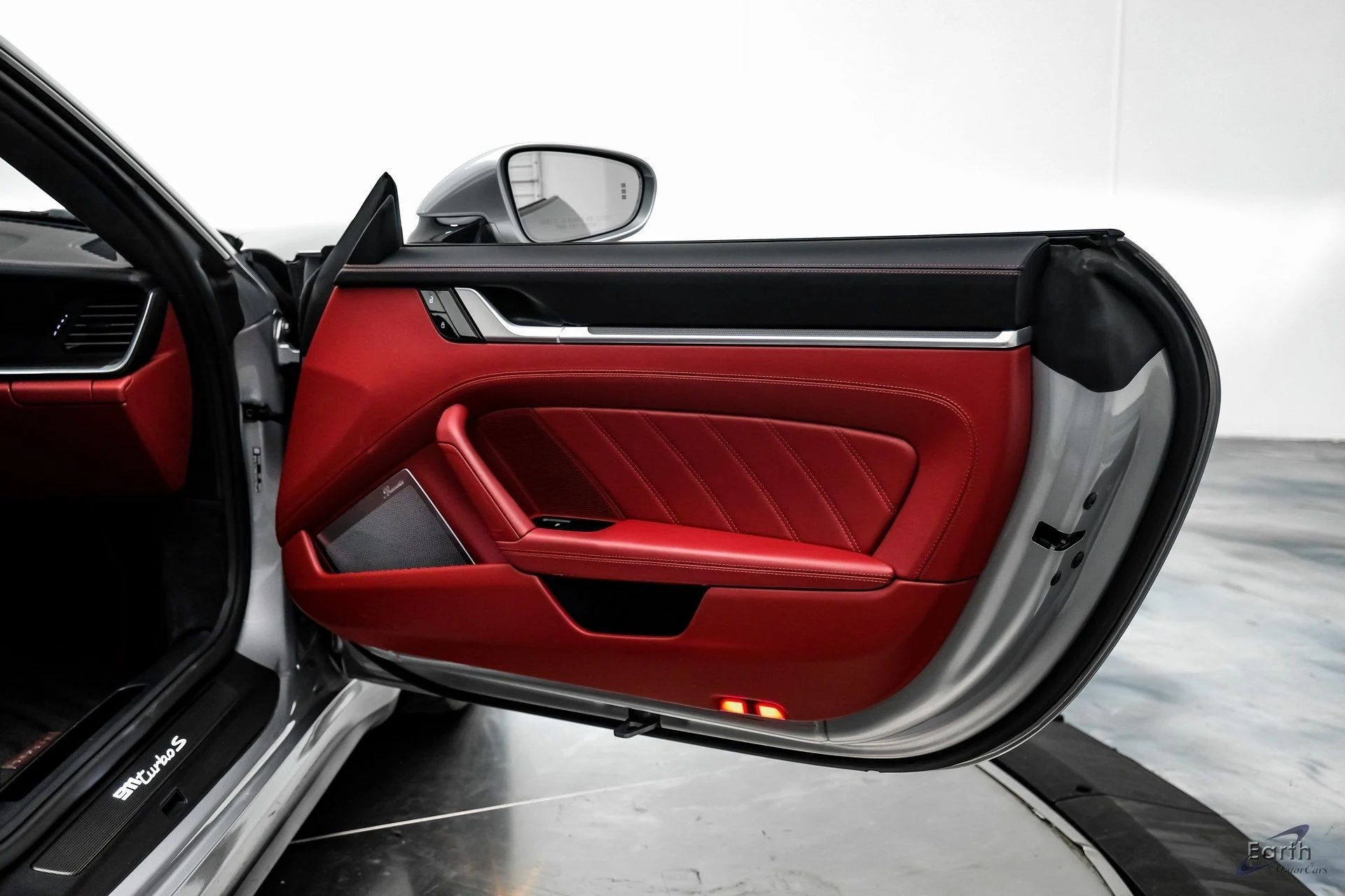 mph087_2436224502_7b55d965152dcc72c6ab1290f96142a1x_f703545d8f