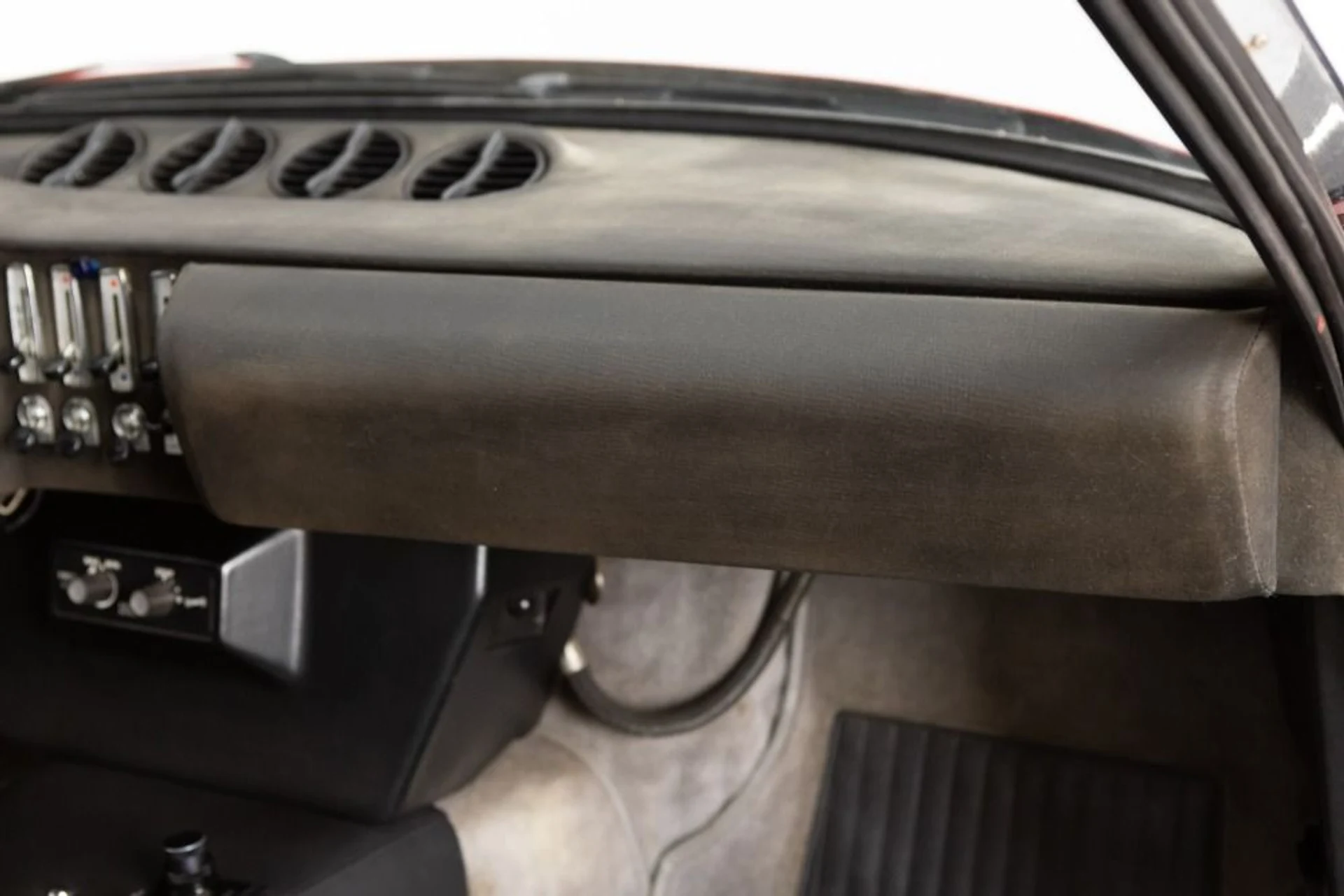 mph087_2543733769_Used_1971_Ferrari_365_GTB_4_b398897ff0