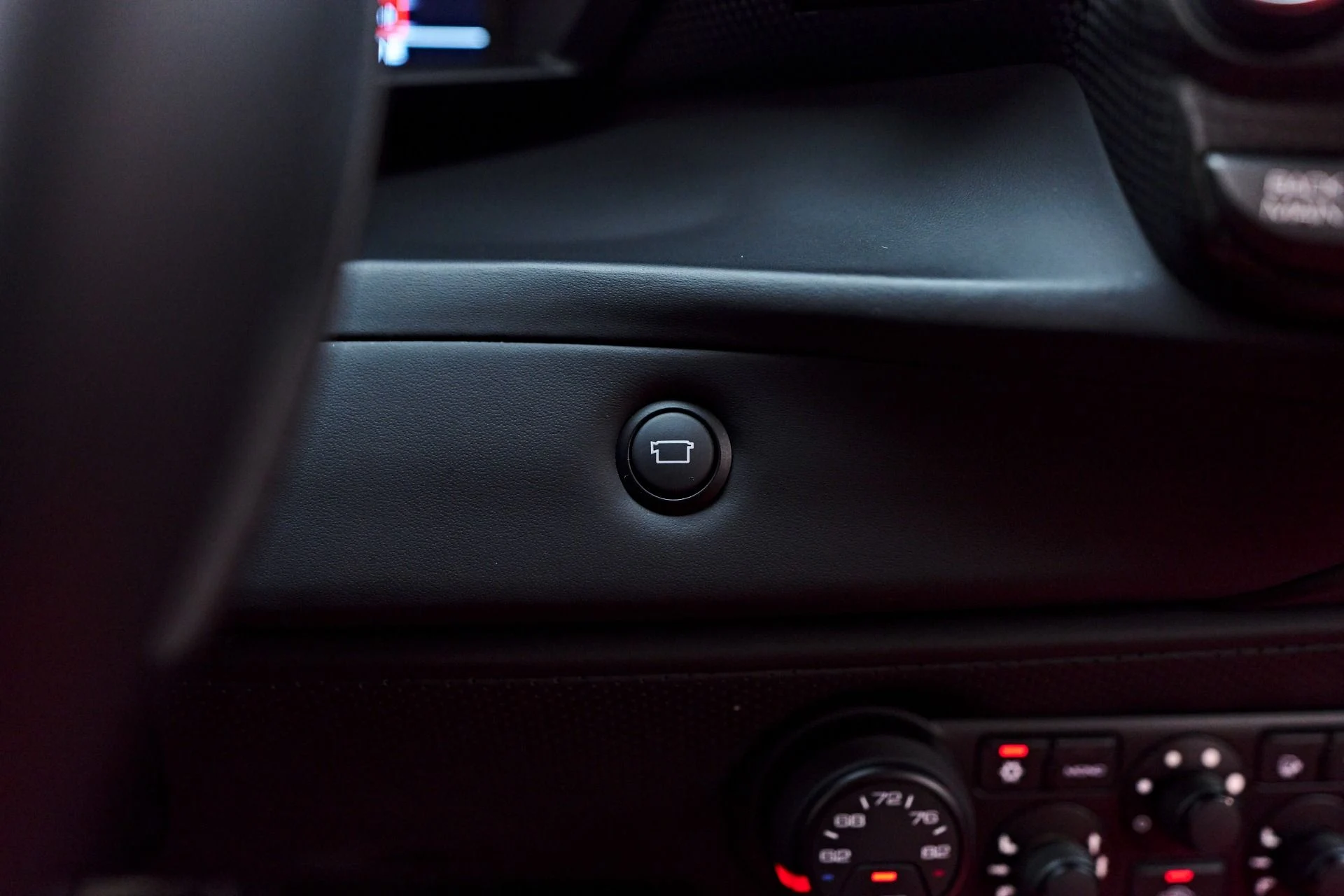 mph087_3041361072_Used_2020_Ferrari_488_Pista_Base_1749062519_4db6c97c72