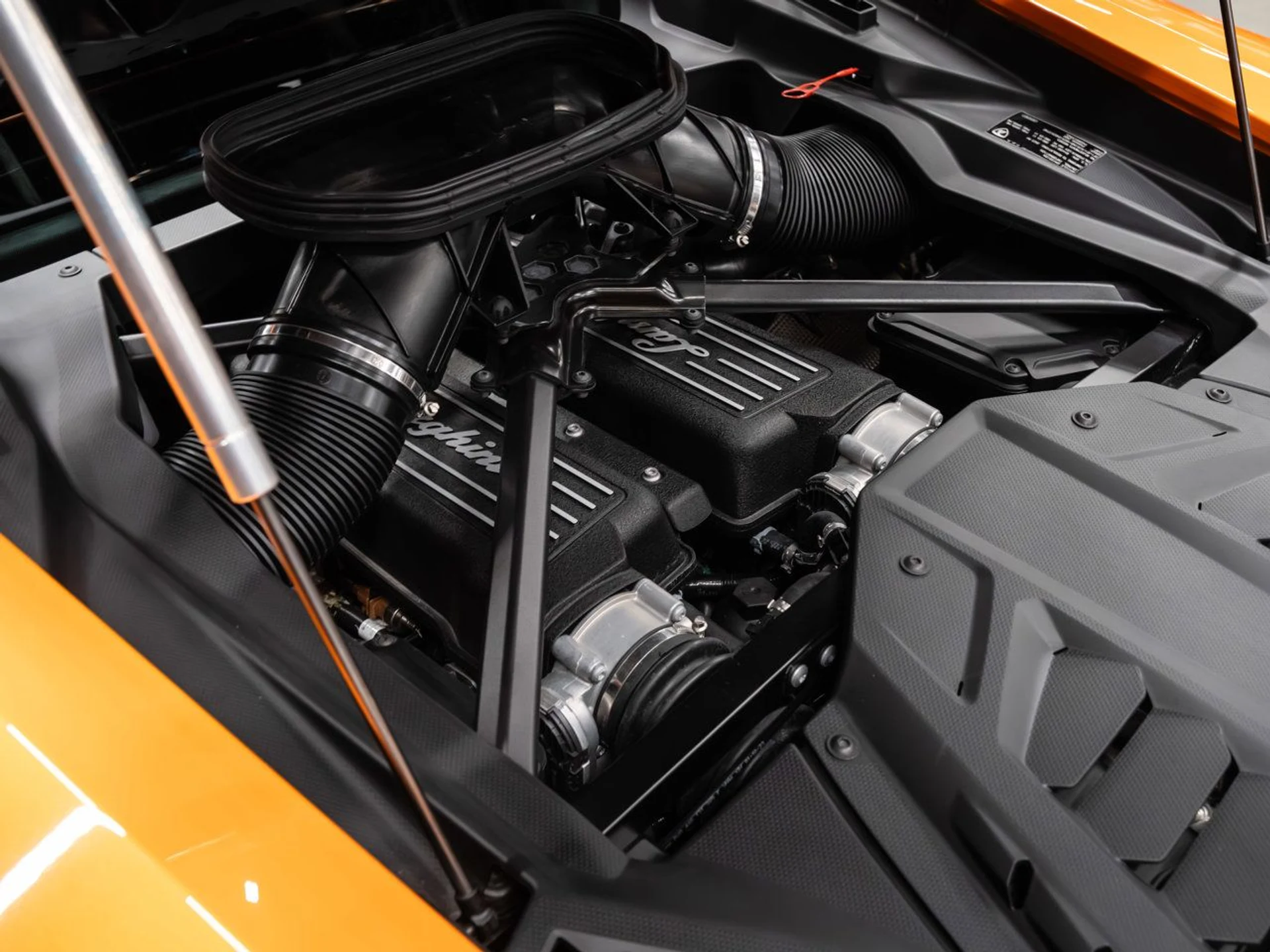 mph087_3088759922_lamborghini_huracan_2023_4035cc36bc