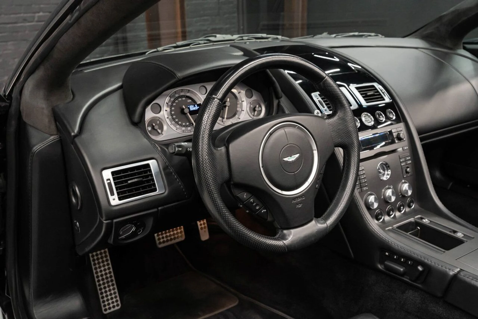 mph087_3119329319_aston_martin_vantage_2008_edb6431948