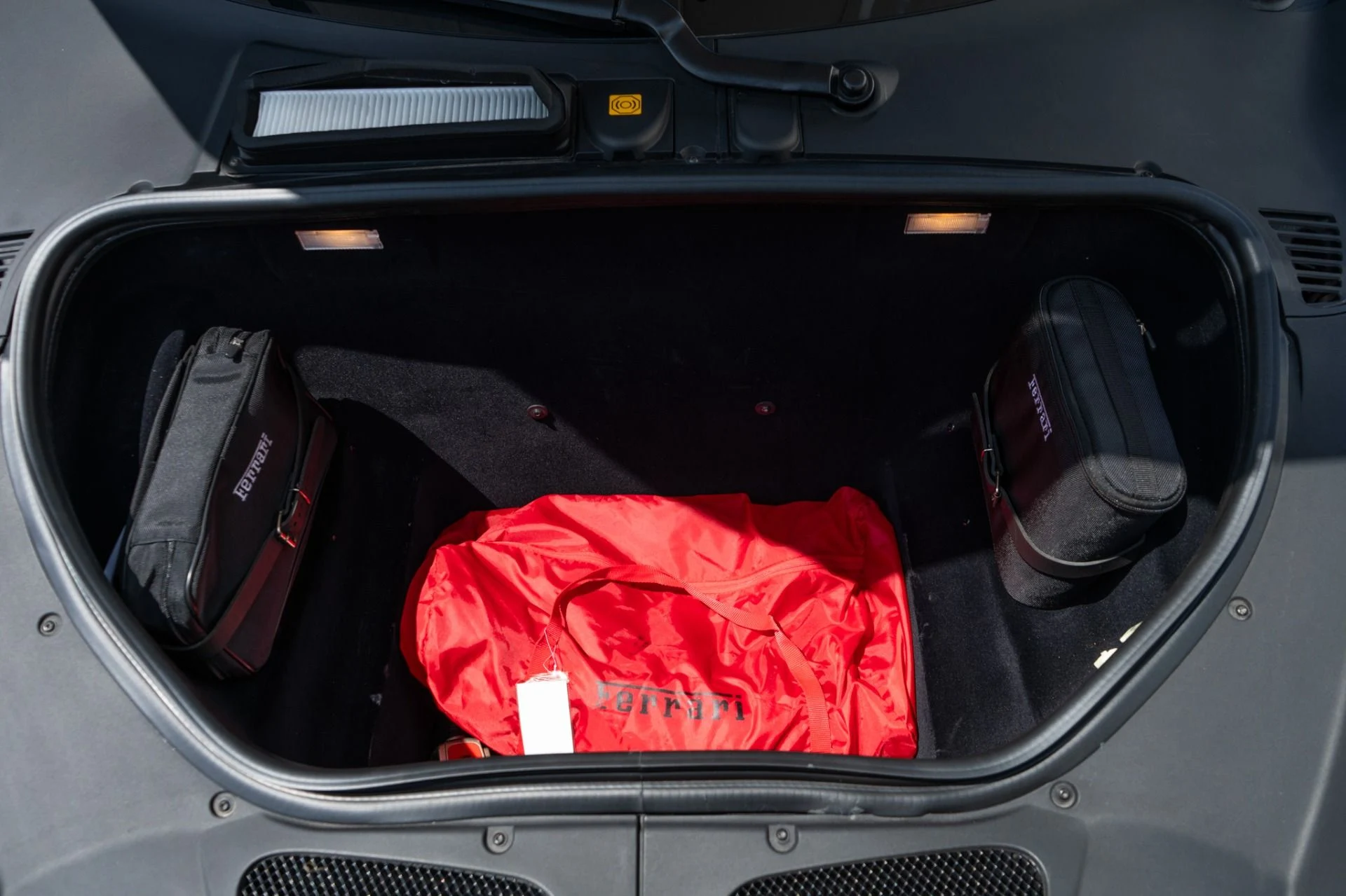 mph087_315226363_Used_2015_Ferrari_458_Speciale_1783031651_2f7b55b725