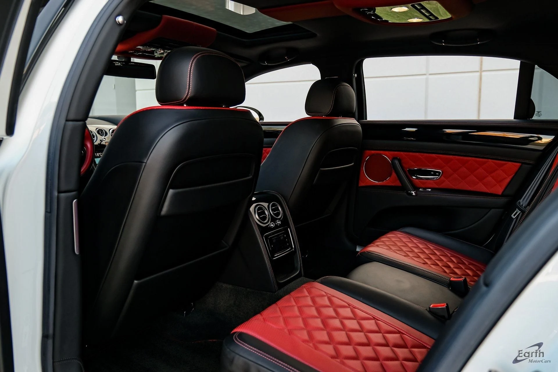 mph087_3290237408_8bd246bb2c642b820185bcdb498ea859x_741082a842