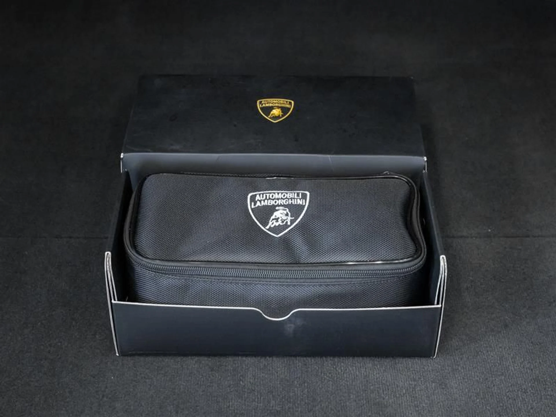 mph087_3308756043_11790389_1607586252_140c17999c