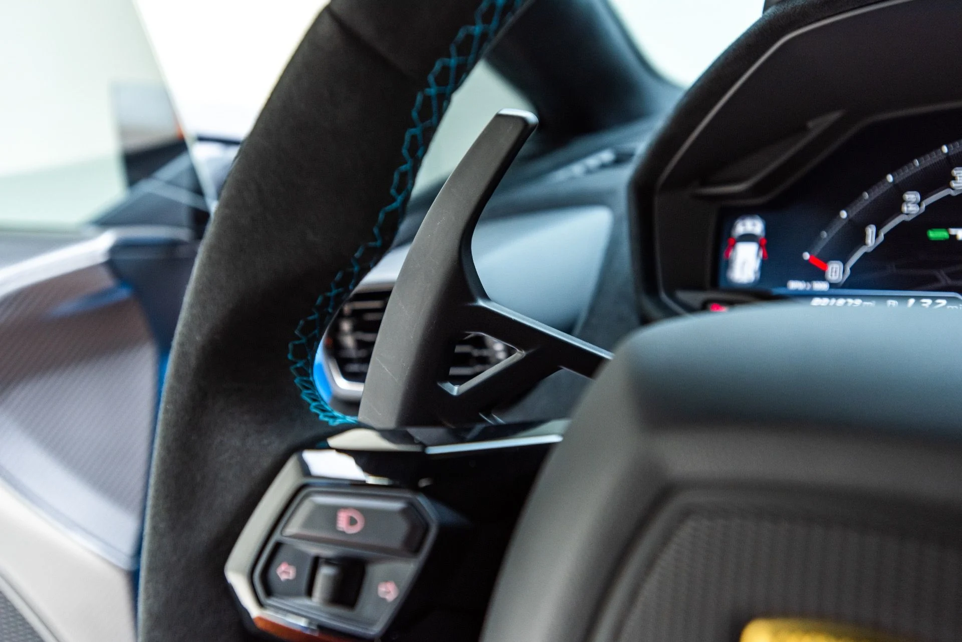 mph087_3442843313_Used_2024_Lamborghini_Huracan_STO_Alpha_10_Twin_Turbo_1786644399_3911b7b190