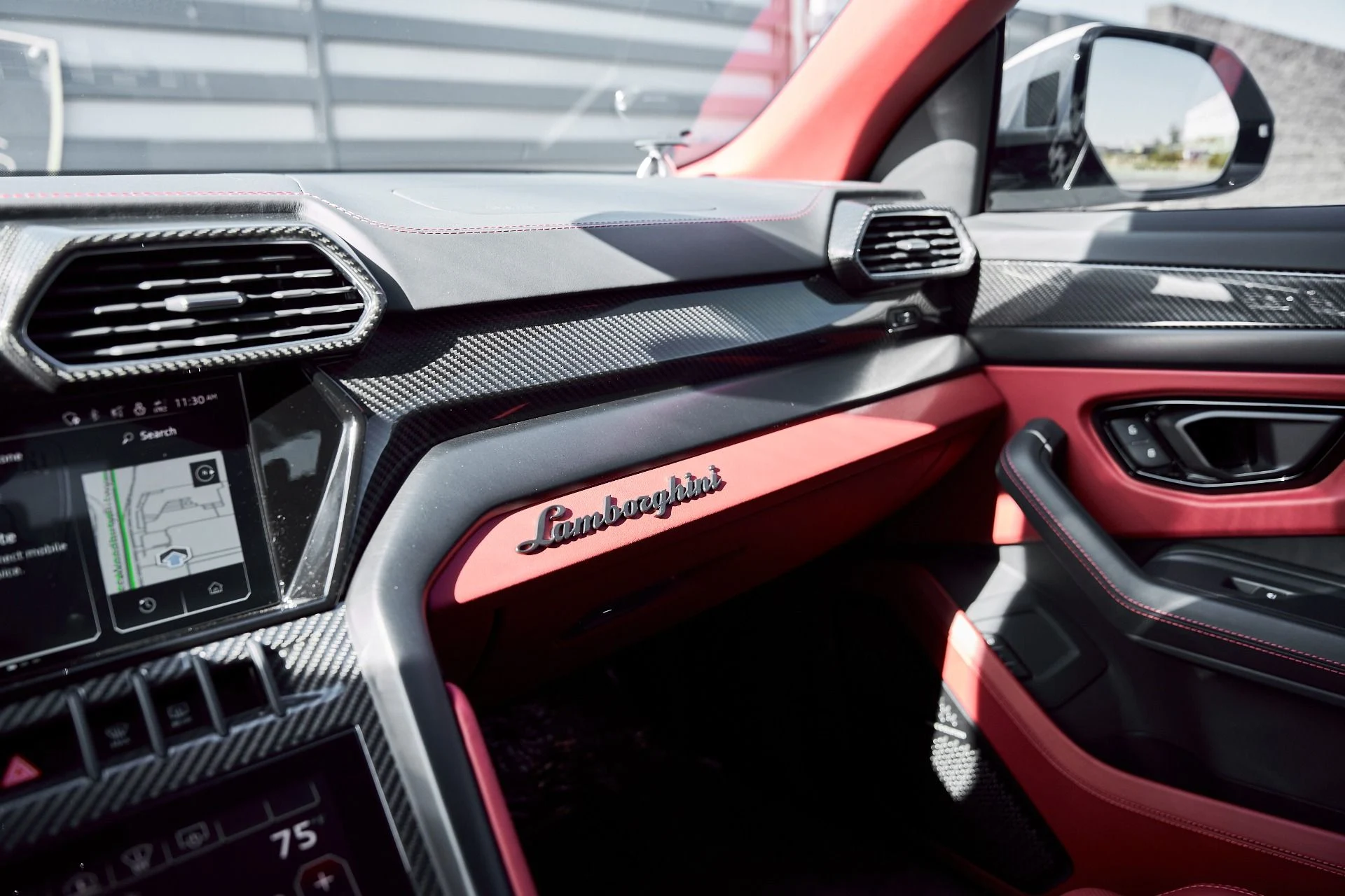 mph087_3522181496_Used_2024_Lamborghini_Urus_S_1769733363_6cedede727