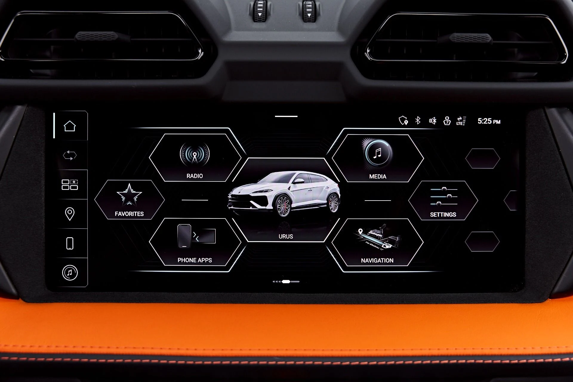 mph087_3662838460_Used_2025_Lamborghini_Urus_SE_1788282805_9618393393