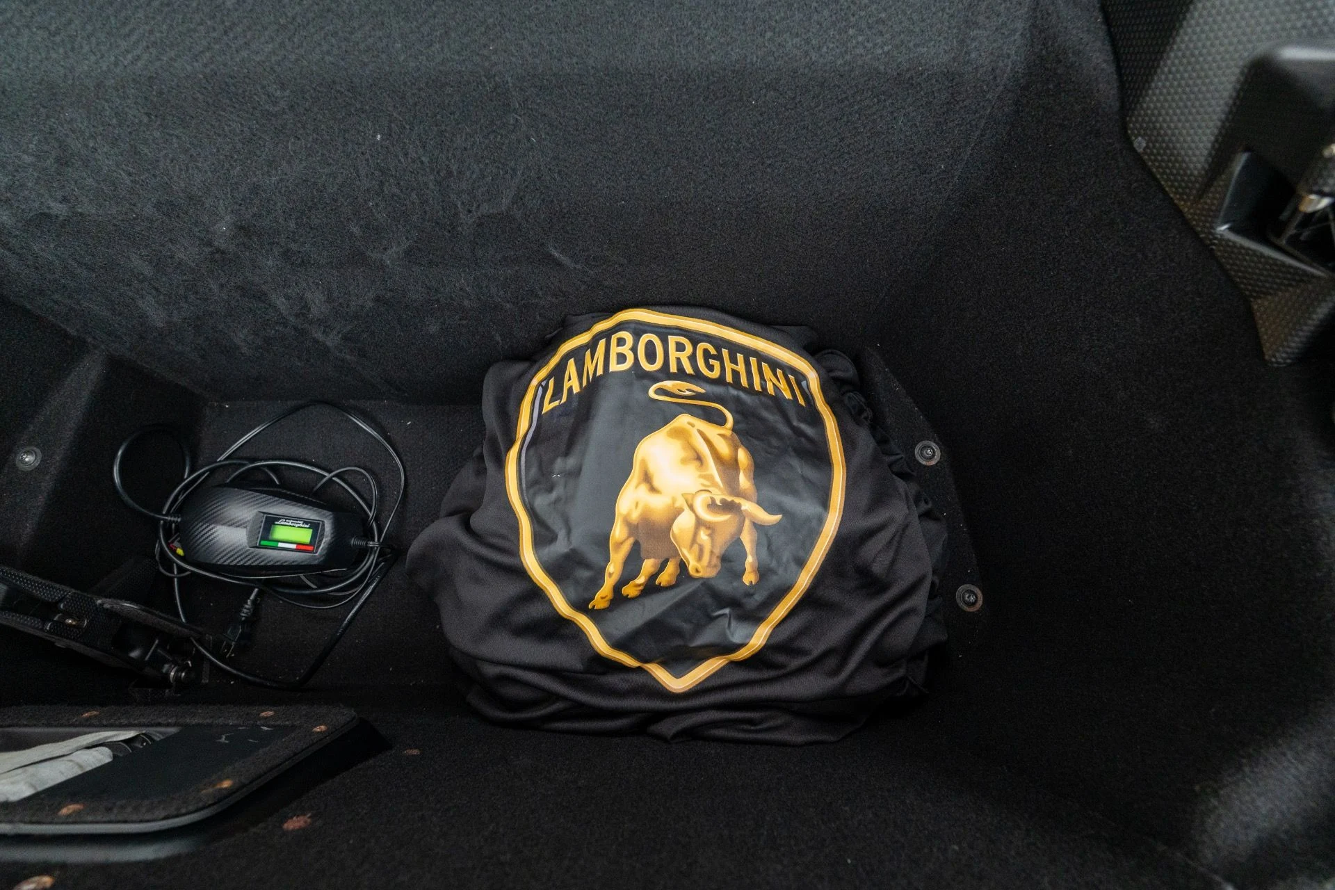 mph087_382551318_Used_2018_Lamborghini_Aventador_Roadster_LP_740_4_S_1770343047_bf2d01acf2