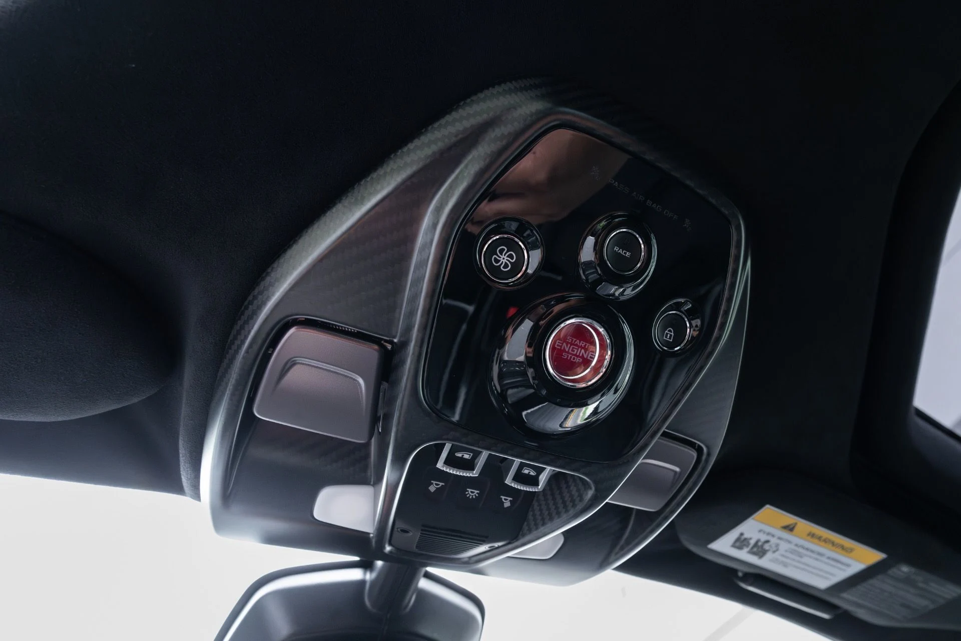 mph087_3933656122_Used_2019_Mc_Laren_Senna_1775186462_7566f35e7c