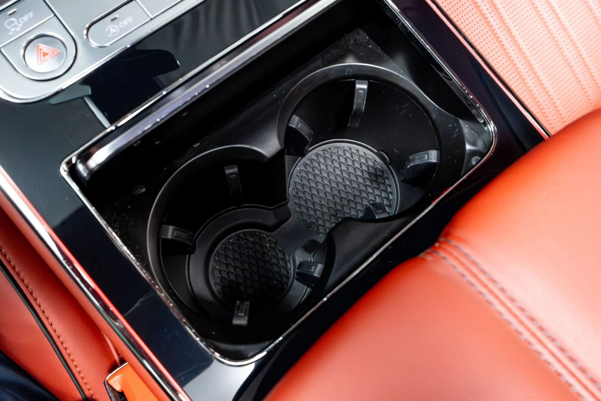 mph087_3984467705_Used_2020_Bentley_Flying_Spur_W12_First_Edition_1774462936_07da7f7e94