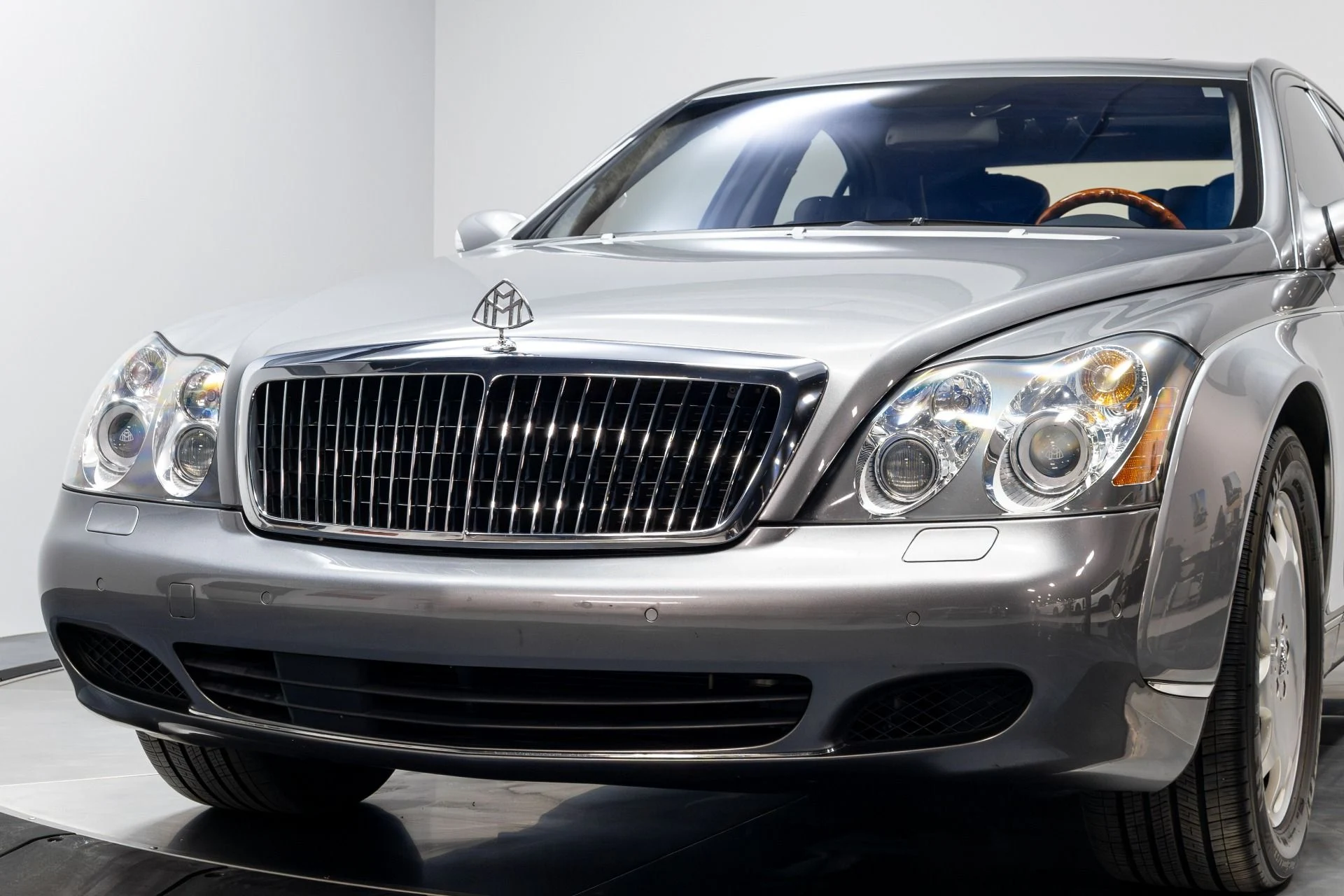 mph087_3992079623_Used_2004_Maybach_57_1769486757_4c101ab258