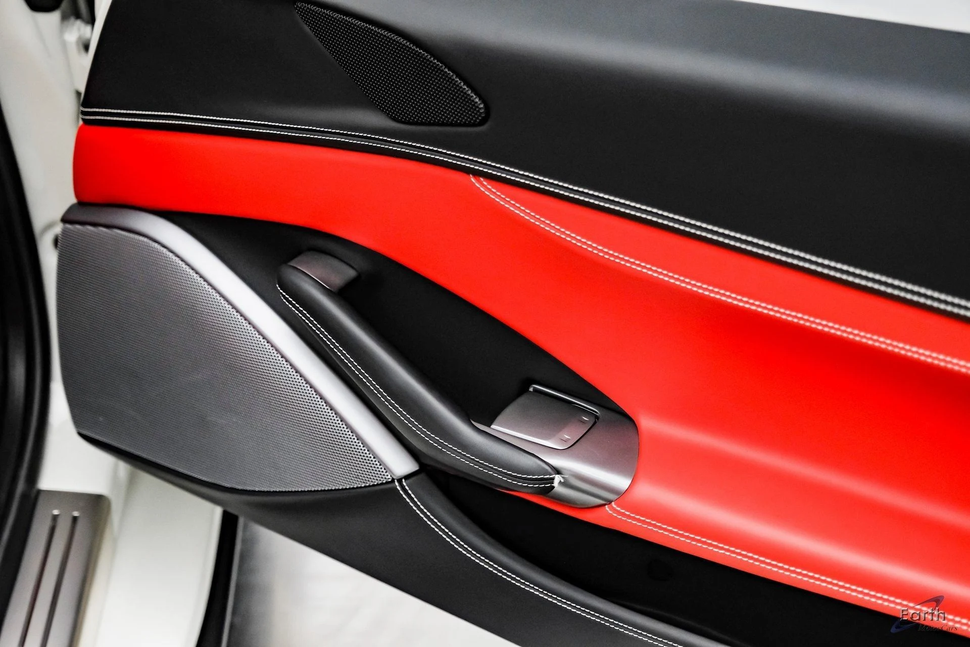 mph087_4081202348_0df93e4d8c4f759edde018889d8523c1x_9f29f9a8a4