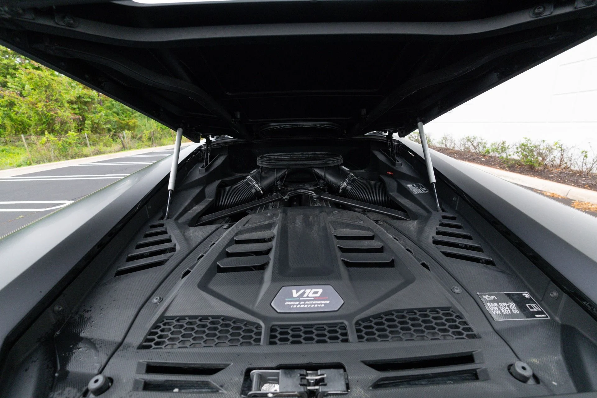 mph087_4134375256_Used_2024_Lamborghini_Huracan_Sterrato_1775279109_c843801aef