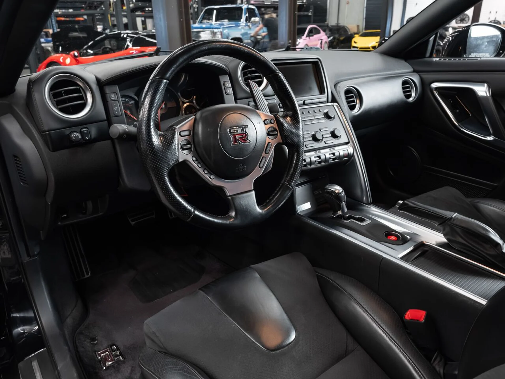 mph087_4242414860_nissan_gt_r_2009_1d368e3b02