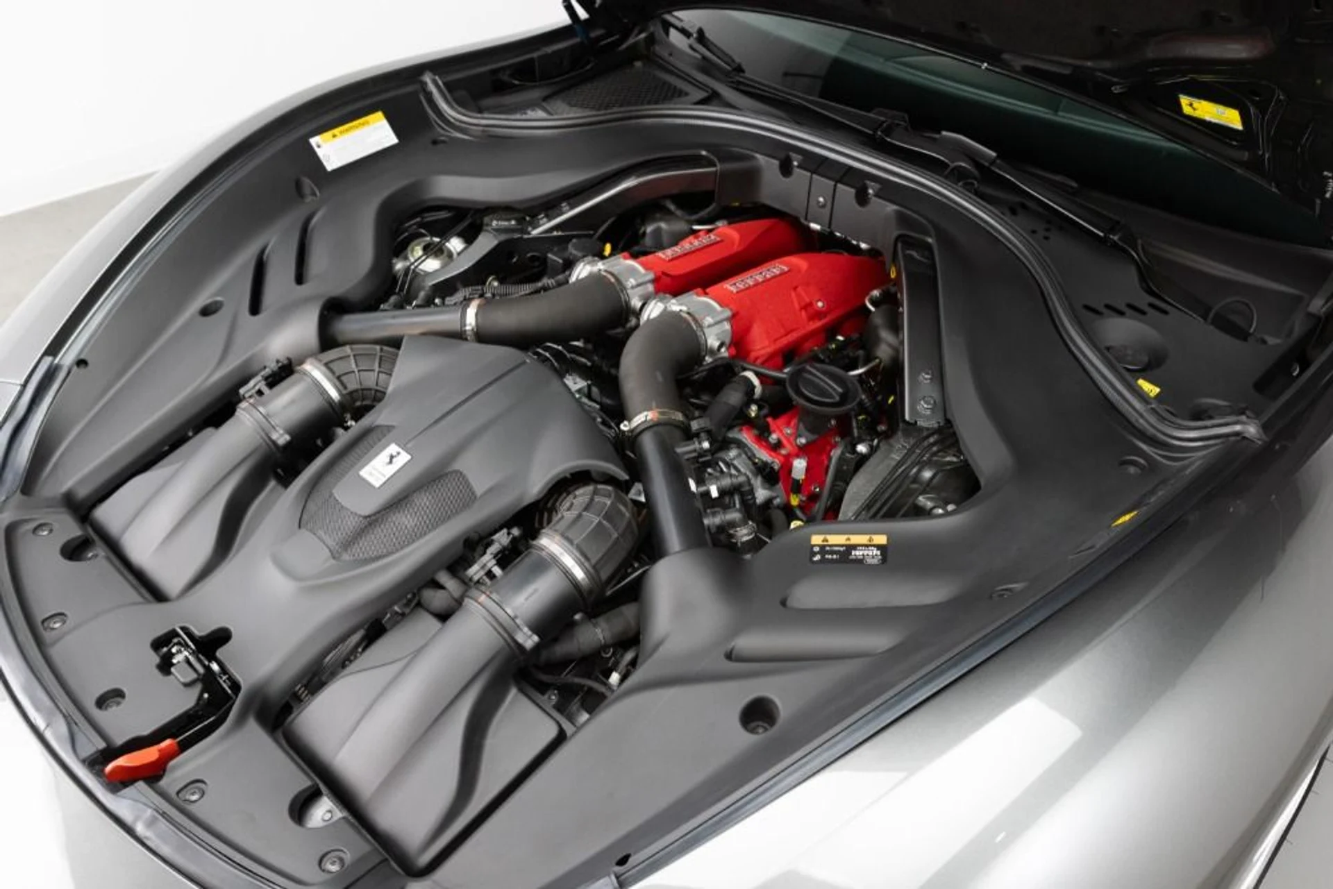 mph087_485447633_Used_2023_Ferrari_Roma_1fba1f443e