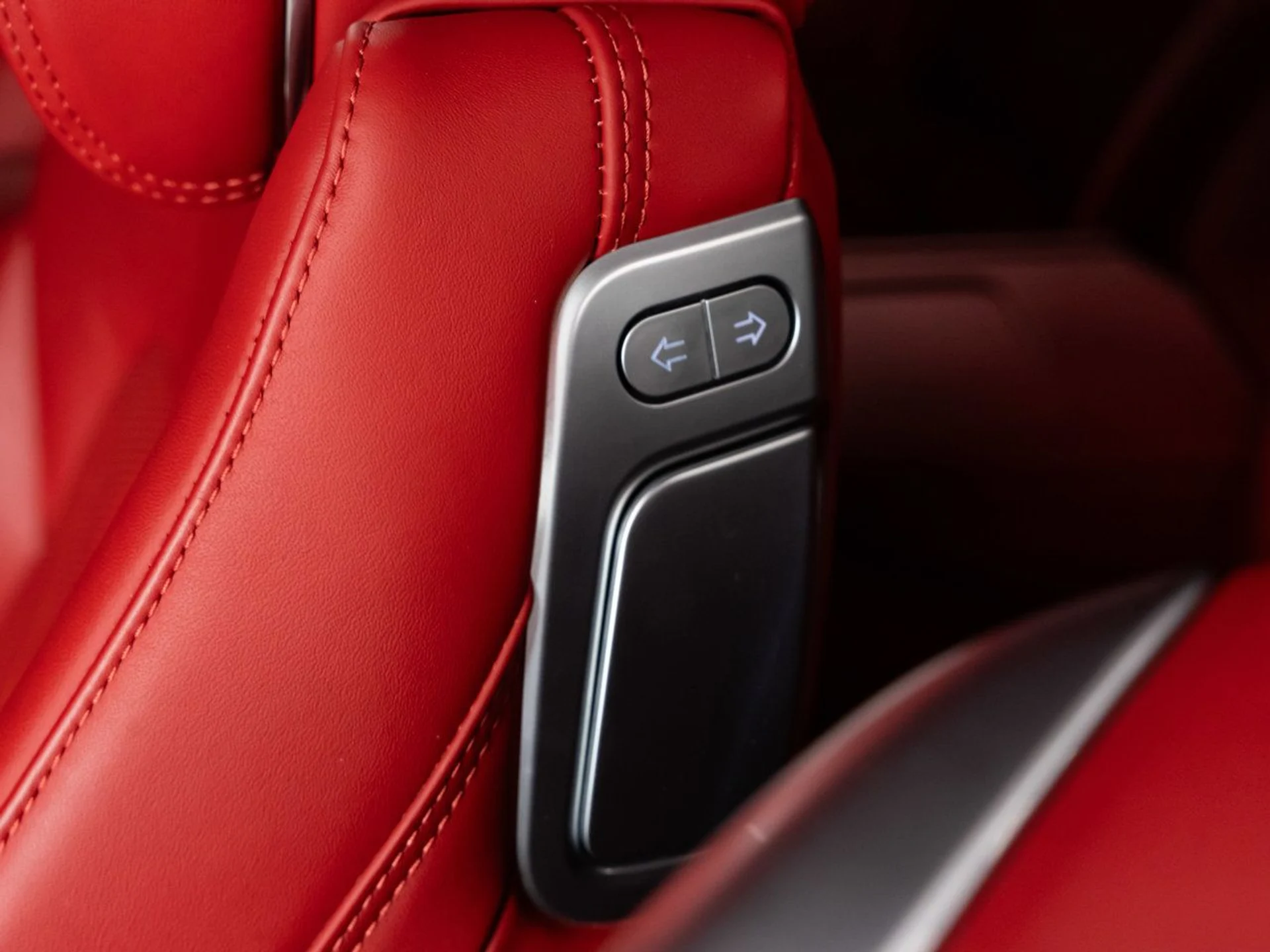 mph087_788178587_bentley_continental_2020_58e7fe26c0