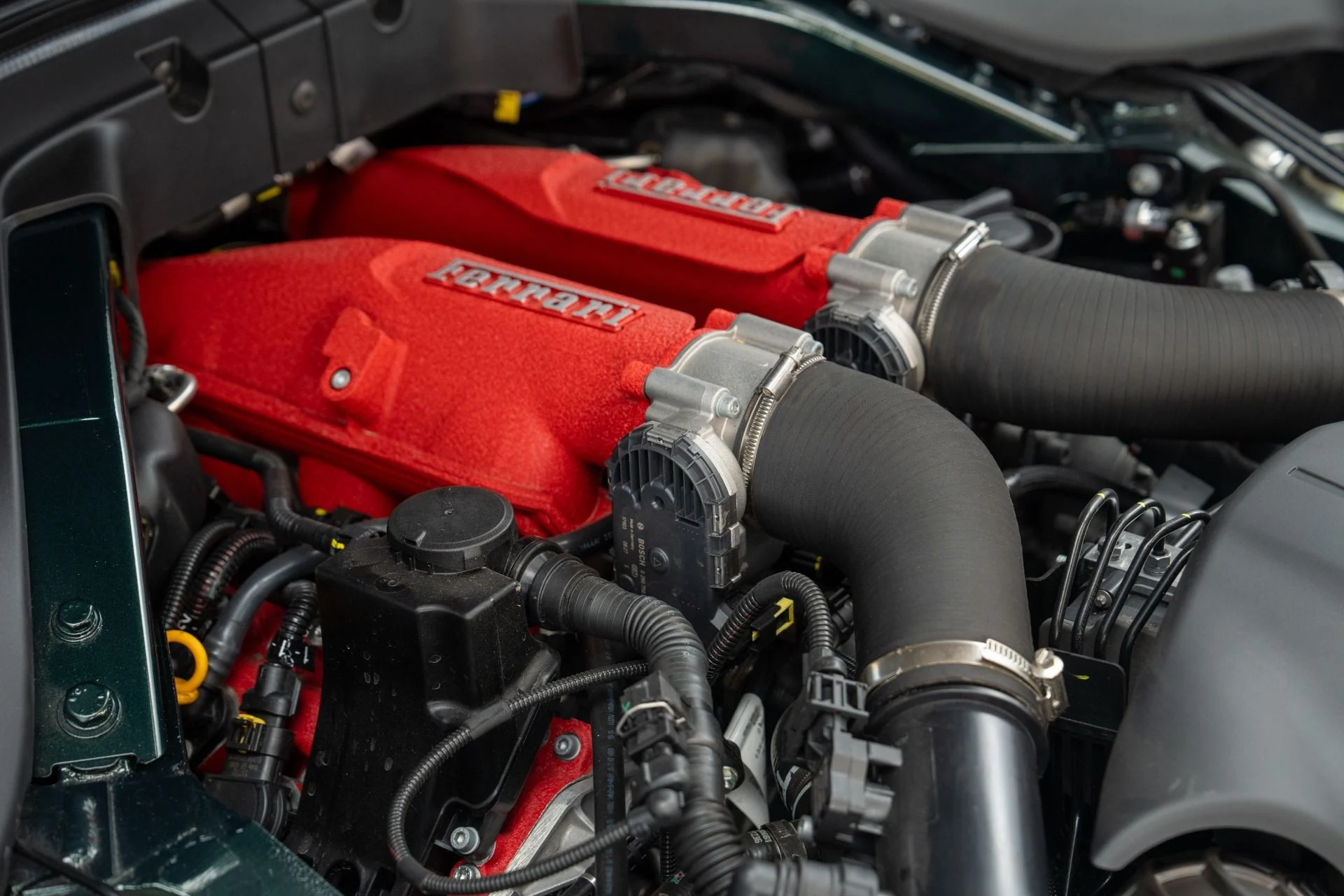 mph087_863310491_Used_2022_Ferrari_Roma_1772575265_b9fcb64057