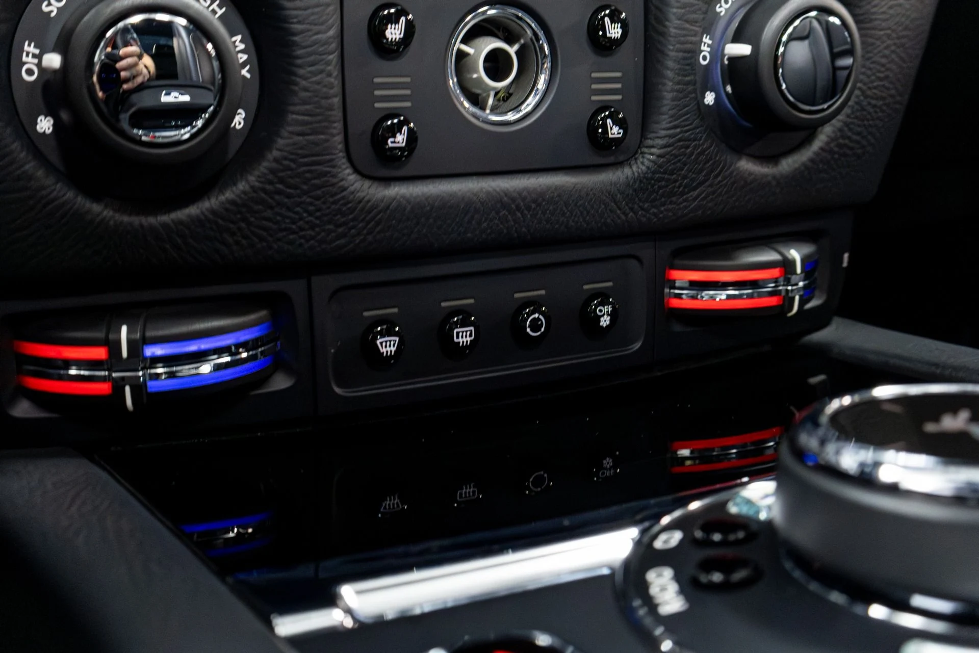 mph087_882497473_Used_2016_Rolls_Royce_Ghost_1775019332_38190e0d46