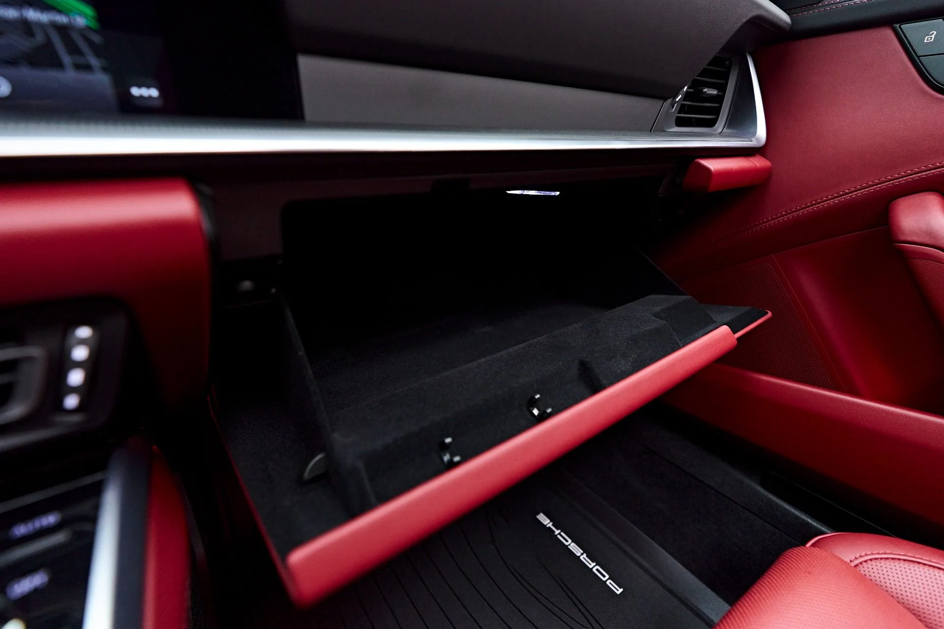 mph087_915874528_Used_2023_Porsche_911_Carrera_4_S_1757702460_1c8e497631