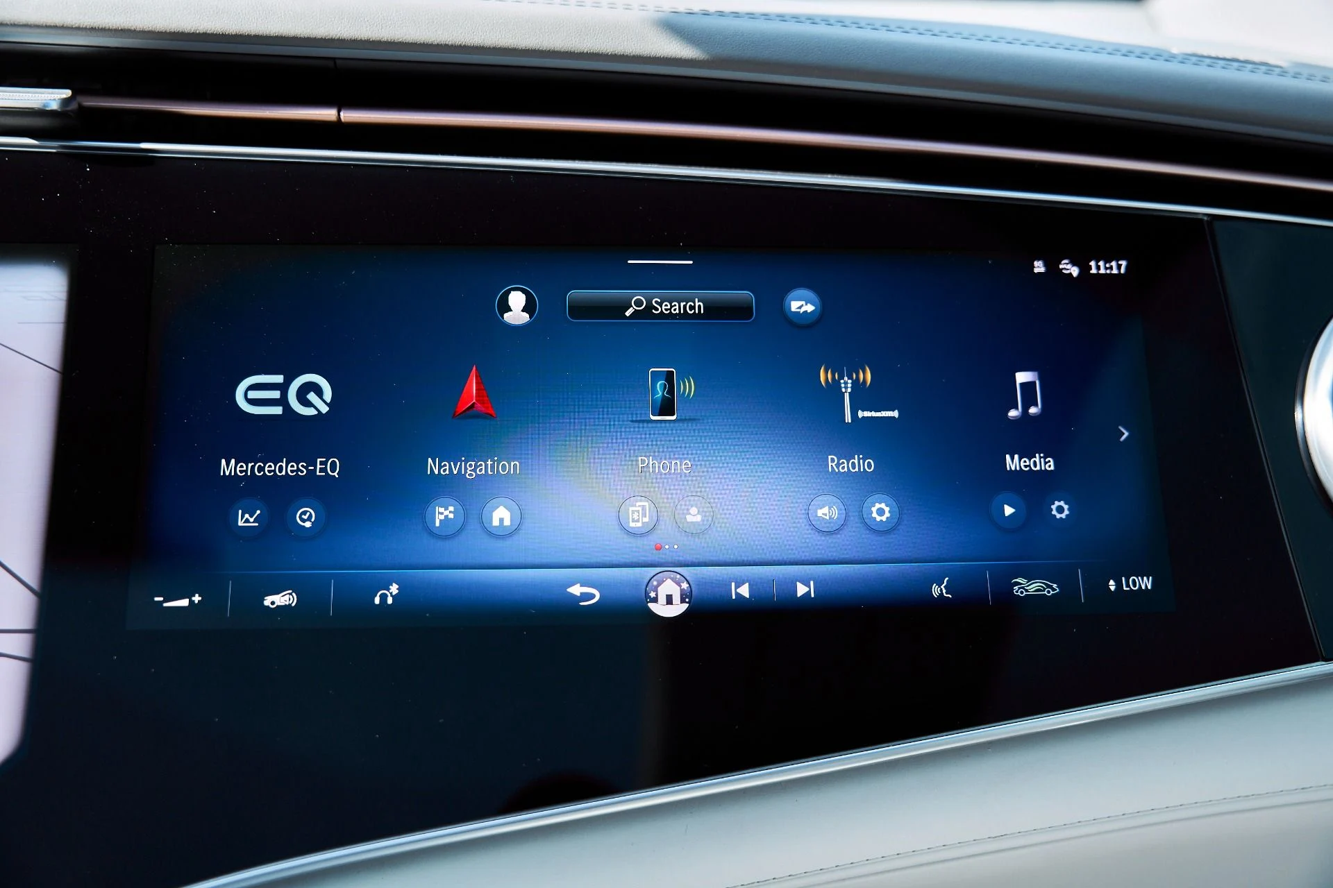 mph087_929481534_Used_2024_Mercedes_Benz_EQS_Maybach_EQS_680_1766456017_2799f81575