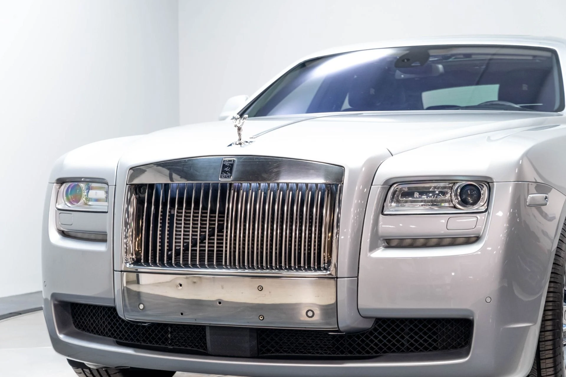 mph088_1207070588_Used_2012_Rolls_Royce_Ghost_1778014944_564389656a
