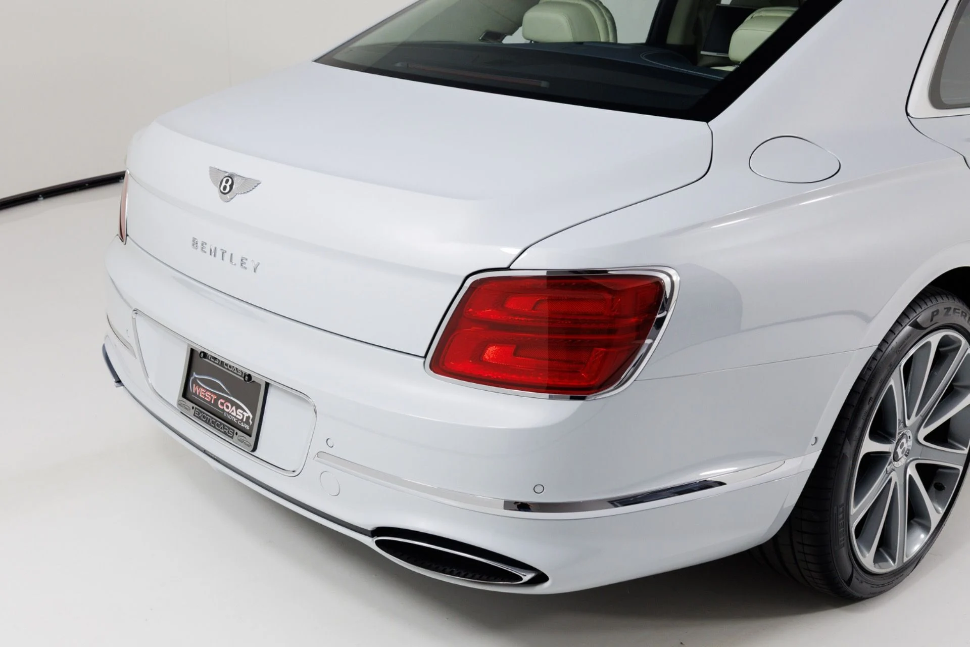 mph088_123901702_Used_2020_Bentley_Flying_Spur_W12_1776899575_c7584d21f3