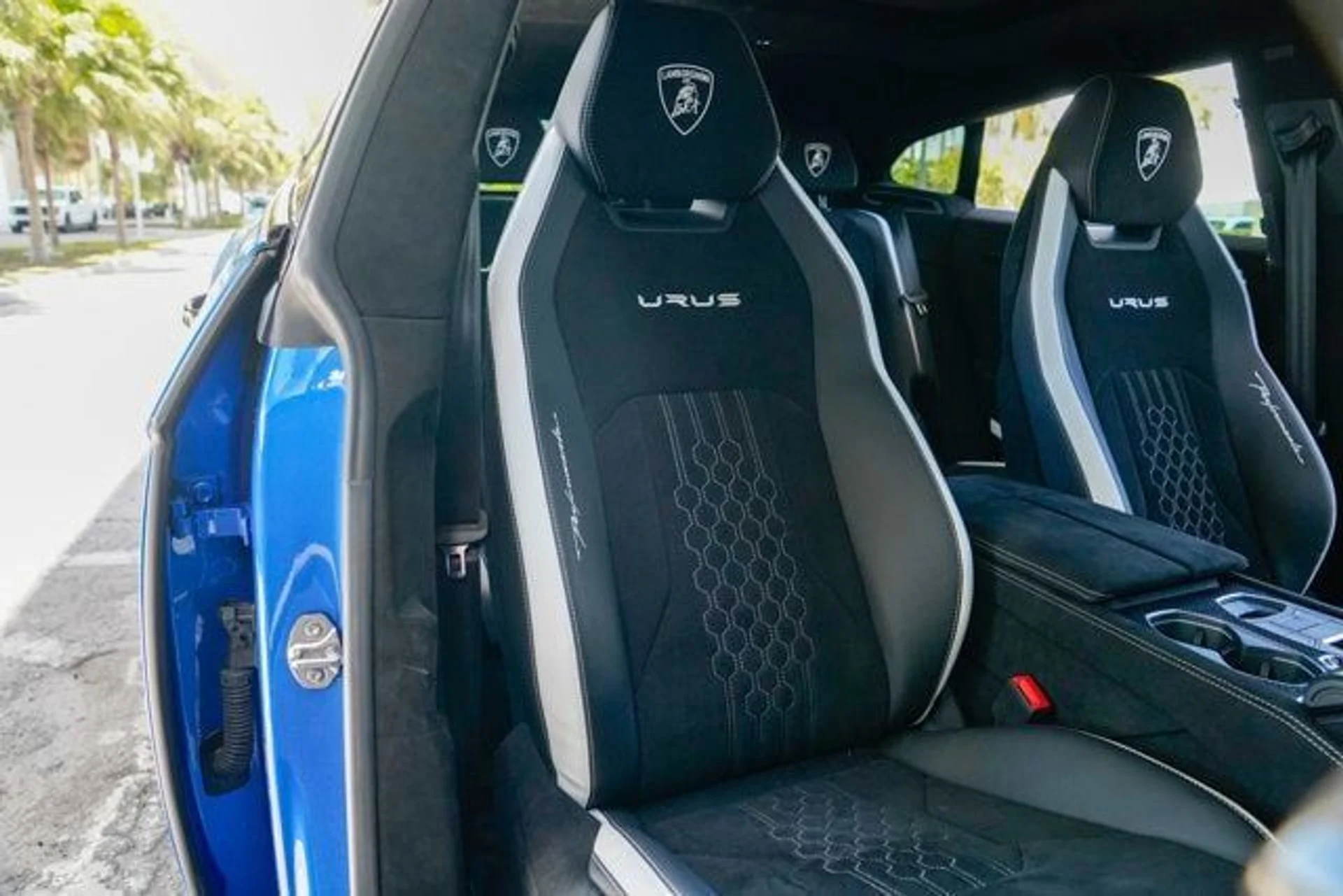 mph088_1448239151_used_2024_lamborghini_urus_performanteawd_14354_22887761_89_640_a90c9d9e36