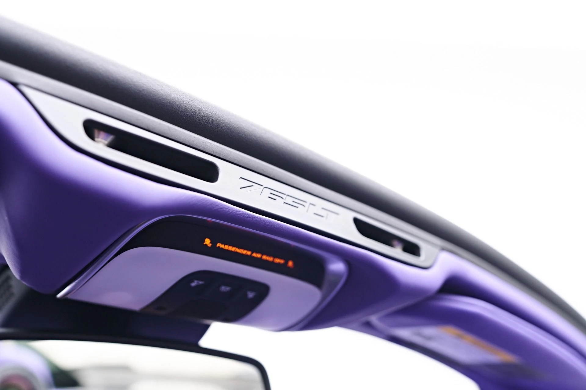 mph088_1560776997_Used_2022_Mc_Laren_765_LT_Base_1753480618_b5f00f4696